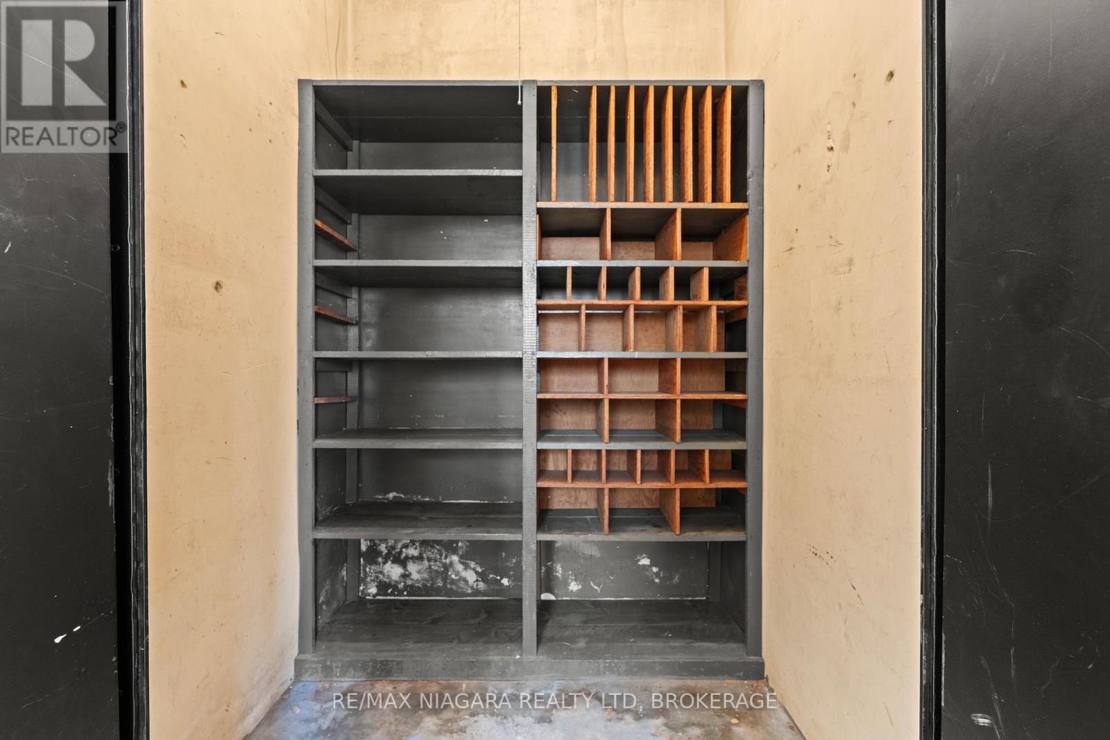 34 Queens Circle, Fort Erie, Ontario  L0S 1B0 - Photo 20 - X12881170