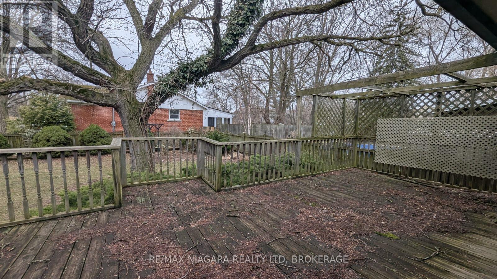 7301 Heximer Avenue, Niagara Falls, Ontario  L2G 4T5 - Photo 9 - X12884314