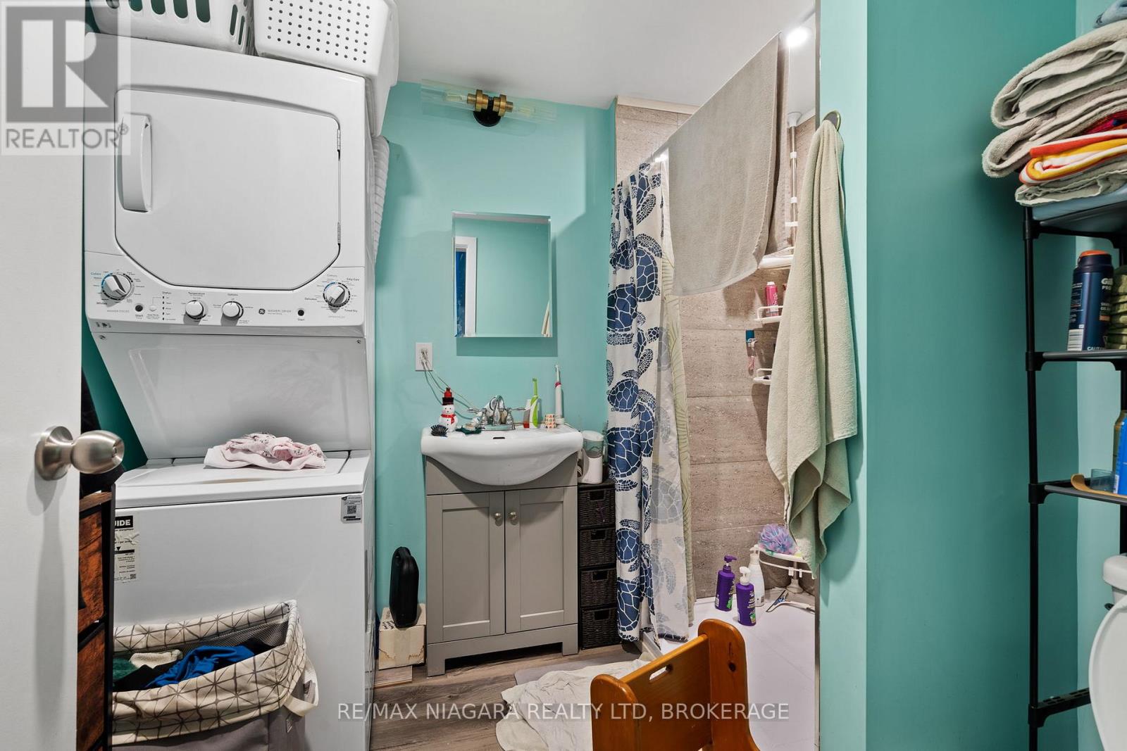 224 Mitchell Street, Port Colborne, Ontario  L3K 1Y3 - Photo 13 - X12887386