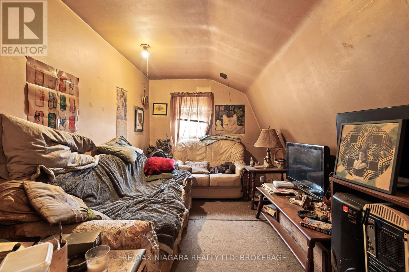 224 Mitchell Street, Port Colborne, Ontario  L3K 1Y3 - Photo 15 - X12887386