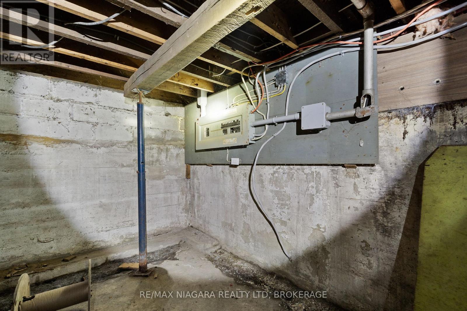 224 Mitchell Street, Port Colborne, Ontario  L3K 1Y3 - Photo 25 - X12887386