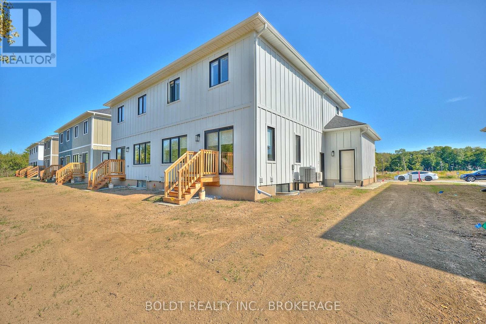 552 Mississauga Avenue, Fort Erie, Ontario  L2A 0G8 - Photo 33 - X12888260