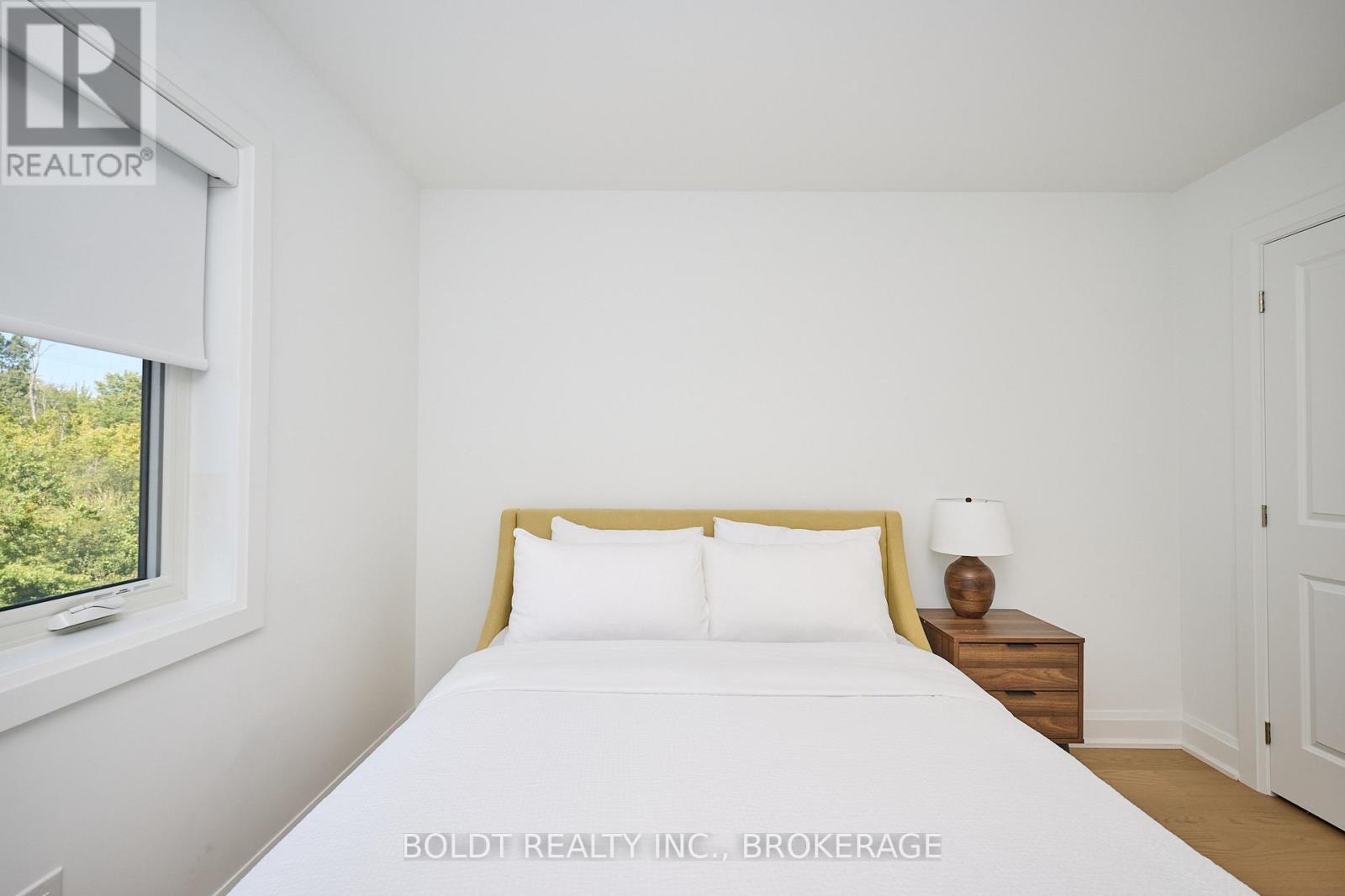 556 Mississauga Avenue, Fort Erie, Ontario  L2A 0G8 - Photo 21 - X12888266