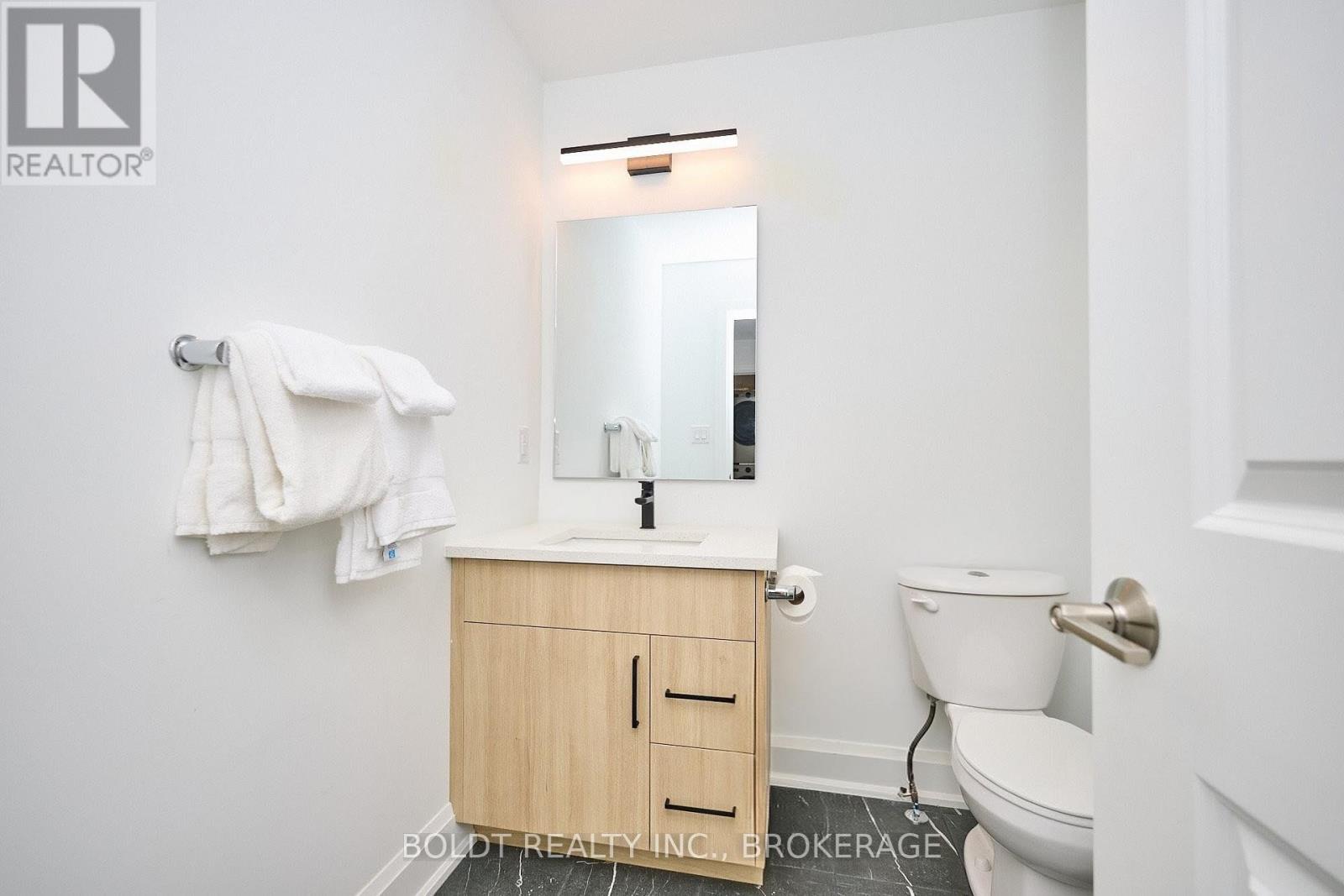 556 Mississauga Avenue, Fort Erie, Ontario  L2A 0G8 - Photo 24 - X12888266