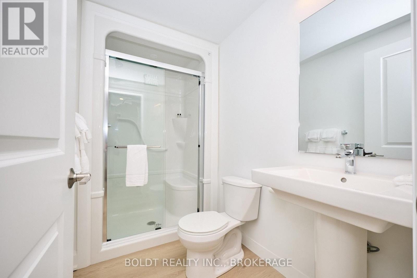 556 Mississauga Avenue, Fort Erie, Ontario  L2A 0G8 - Photo 29 - X12888266