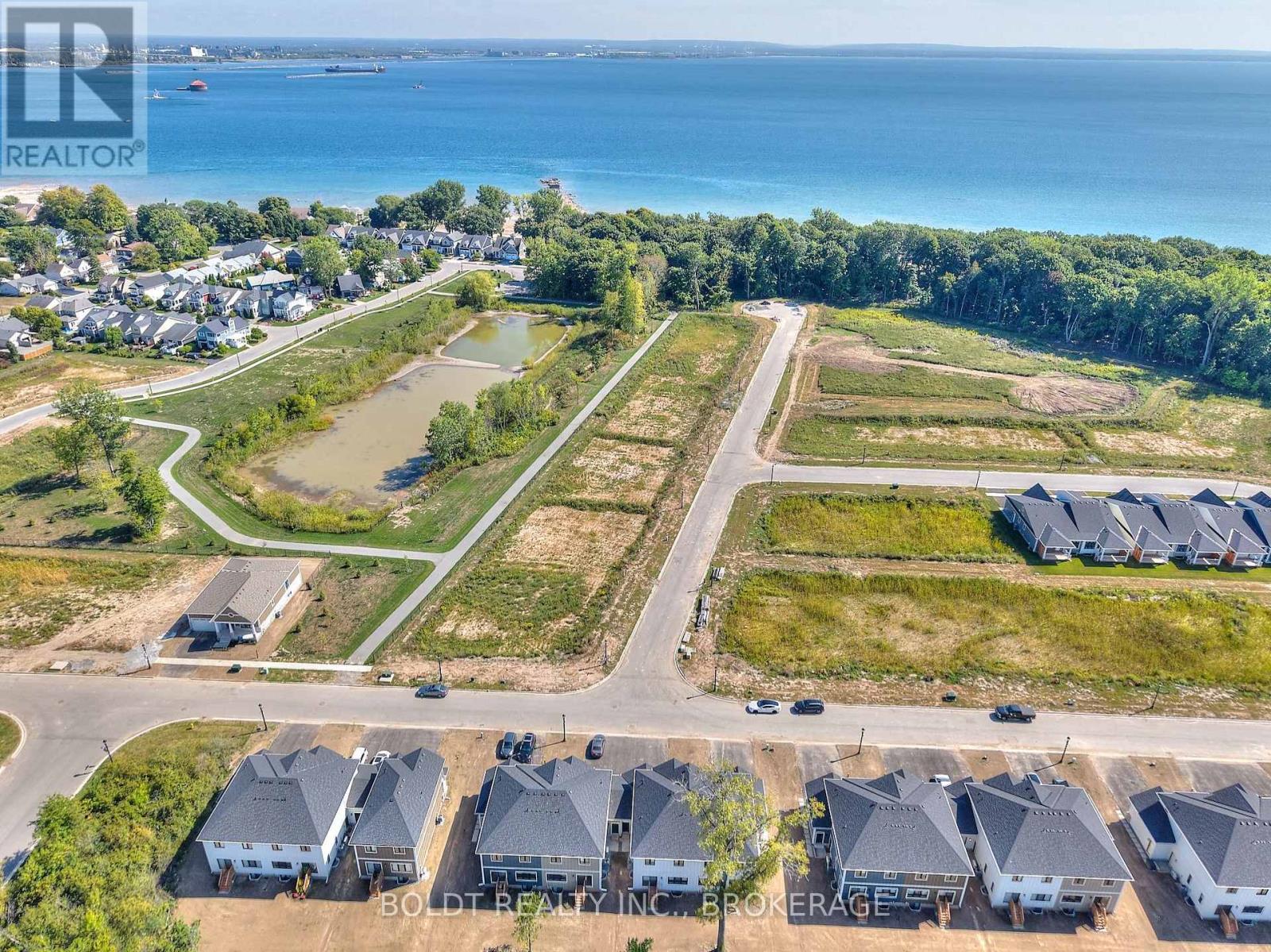 556 Mississauga Avenue, Fort Erie, Ontario  L2A 0G8 - Photo 32 - X12888266