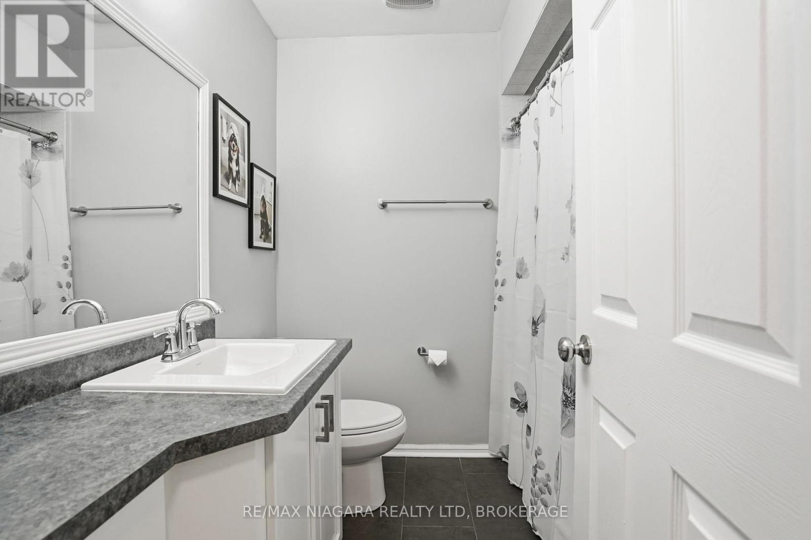 64 Page Street, St. Catharines, Ontario  L2R 4A7 - Photo 13 - X12888786