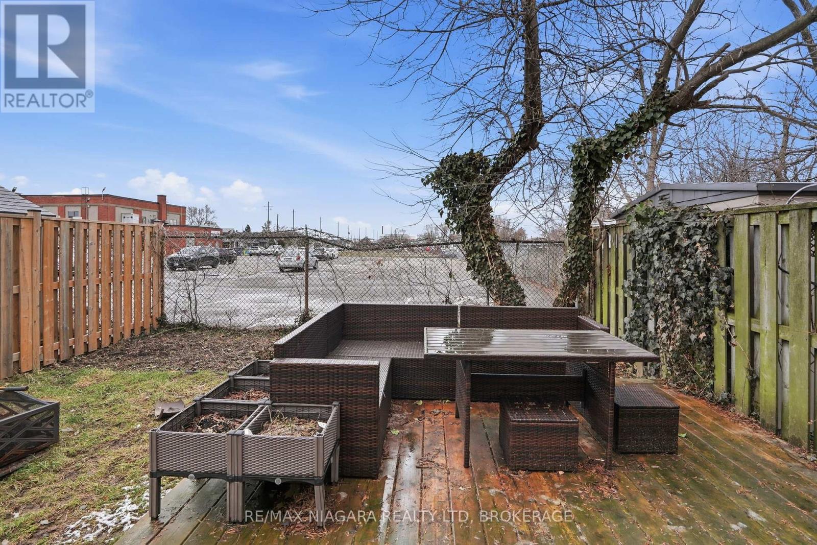 64 Page Street, St. Catharines, Ontario  L2R 4A7 - Photo 30 - X12888786