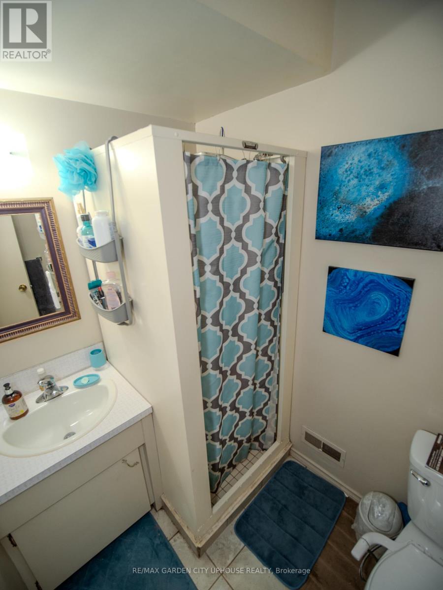 4430 Dovewood Drive, Niagara Falls, Ontario  L2E 6M1 - Photo 15 - X12893402