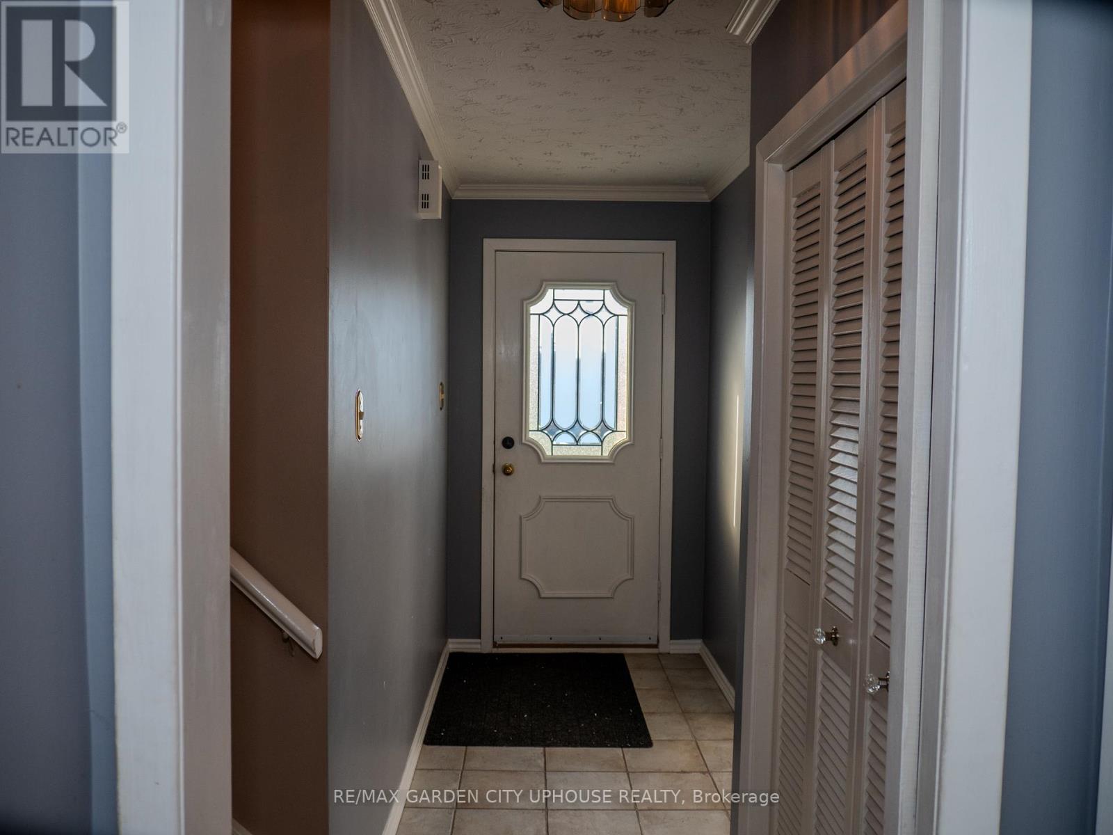 4430 Dovewood Drive, Niagara Falls, Ontario  L2E 6M1 - Photo 6 - X12893402