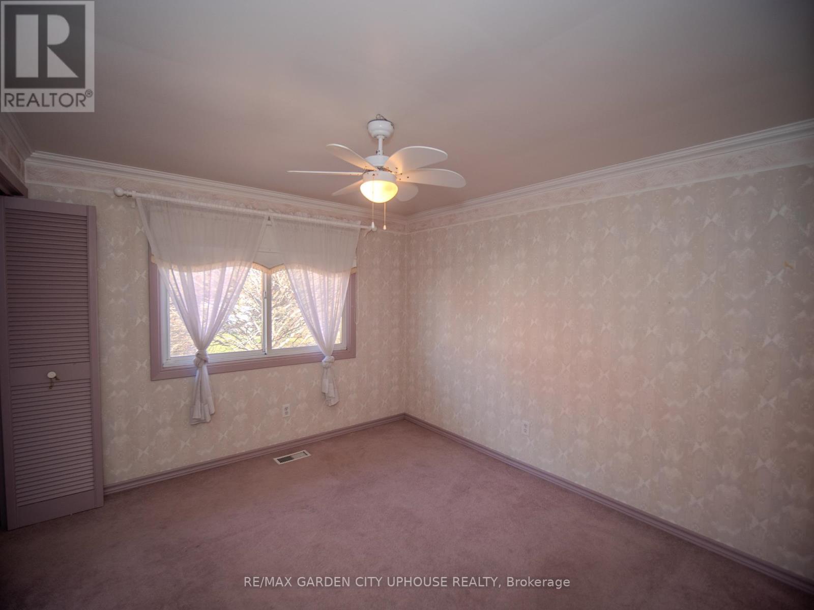 4430 Dovewood Drive, Niagara Falls, Ontario  L2E 6M1 - Photo 9 - X12893402
