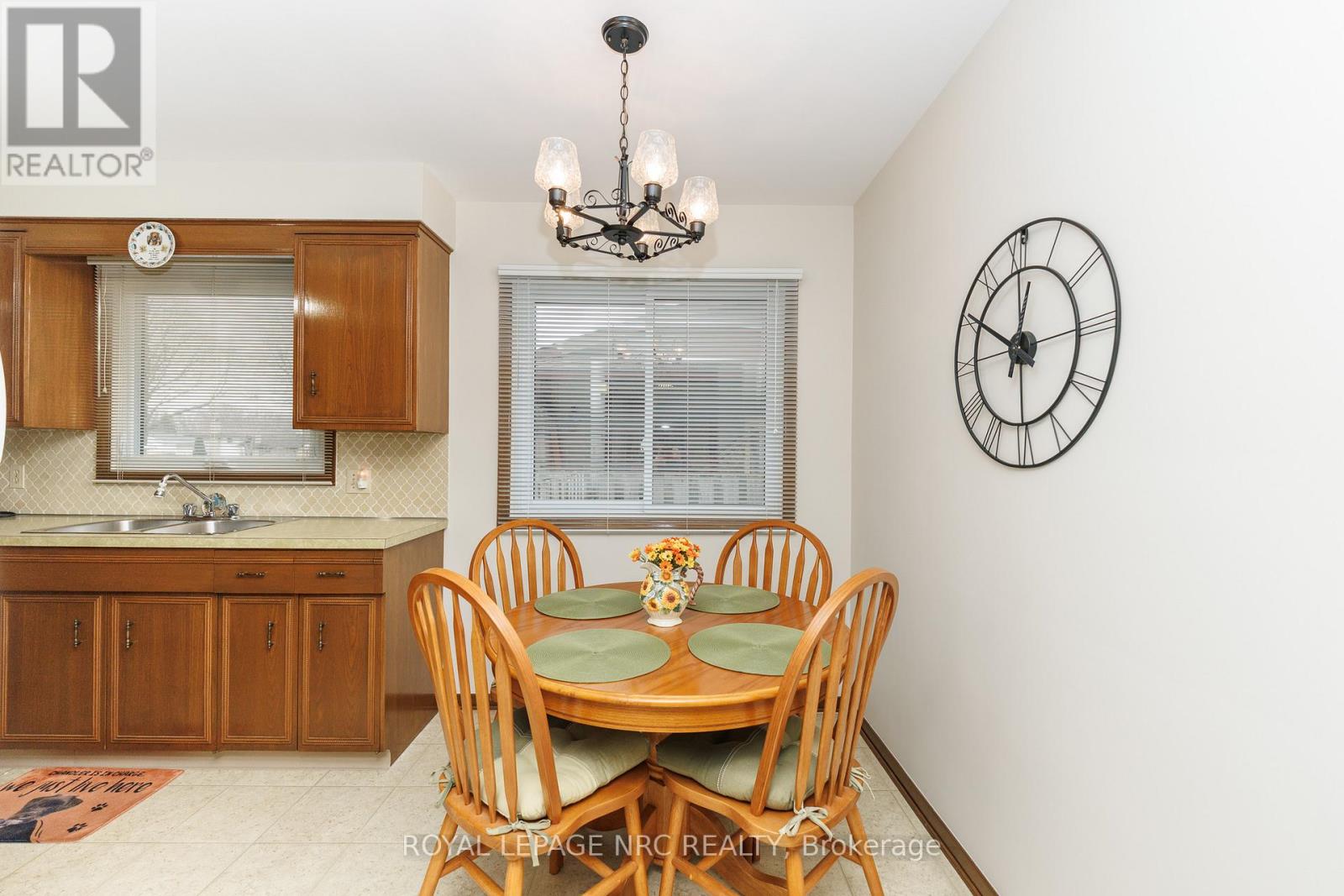 6852 Corwin Crescent, Niagara Falls, Ontario  L2G 2M7 - Photo 17 - X12894426