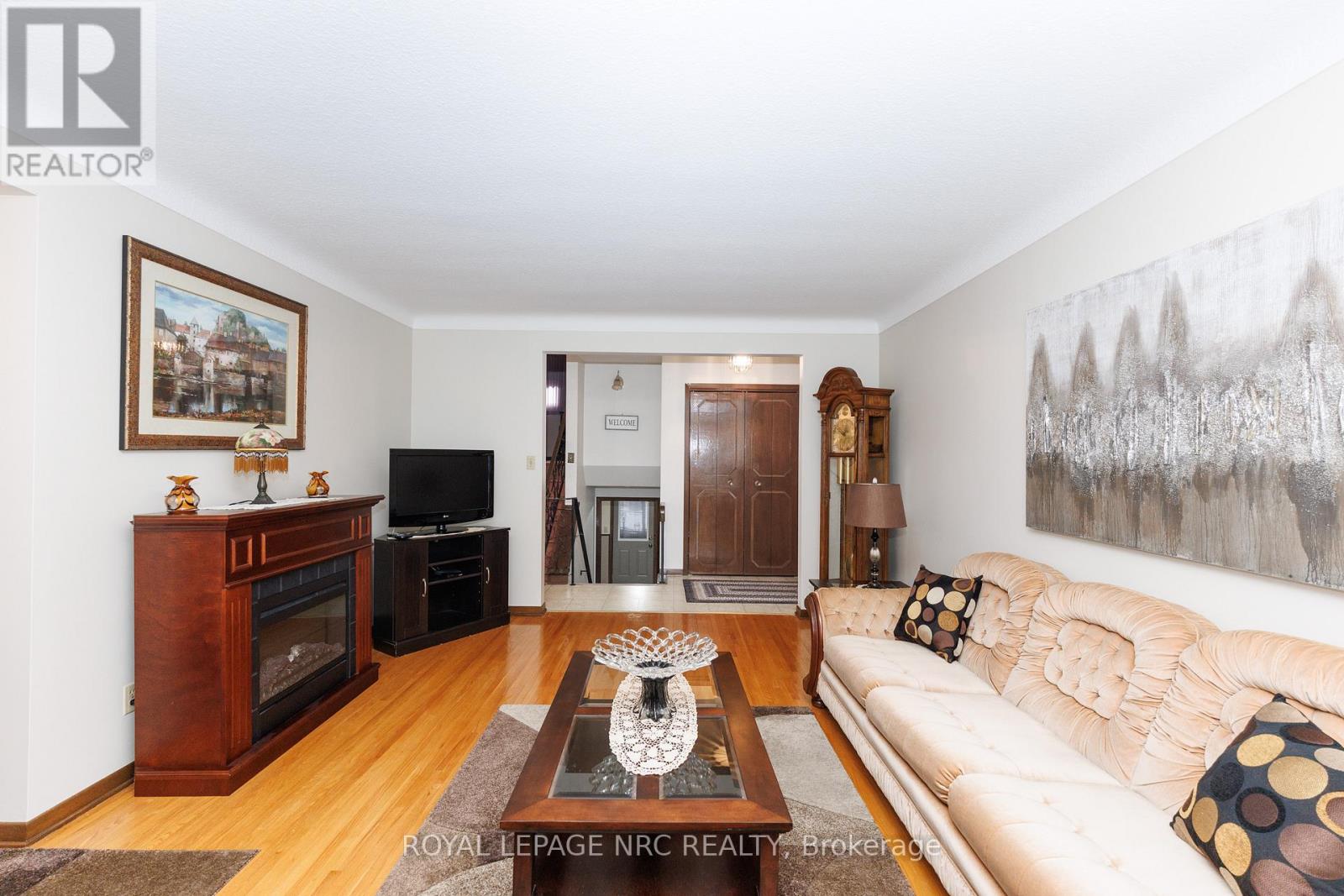 6852 Corwin Crescent, Niagara Falls, Ontario  L2G 2M7 - Photo 9 - X12894426