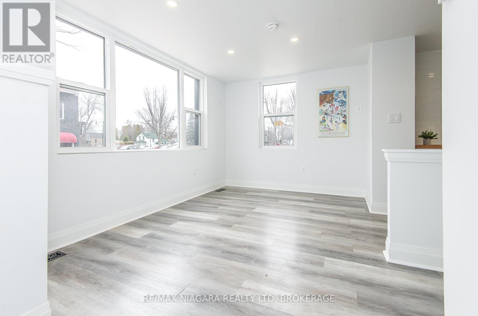 120 MAIN STREET W, Port Colborne, Ontario