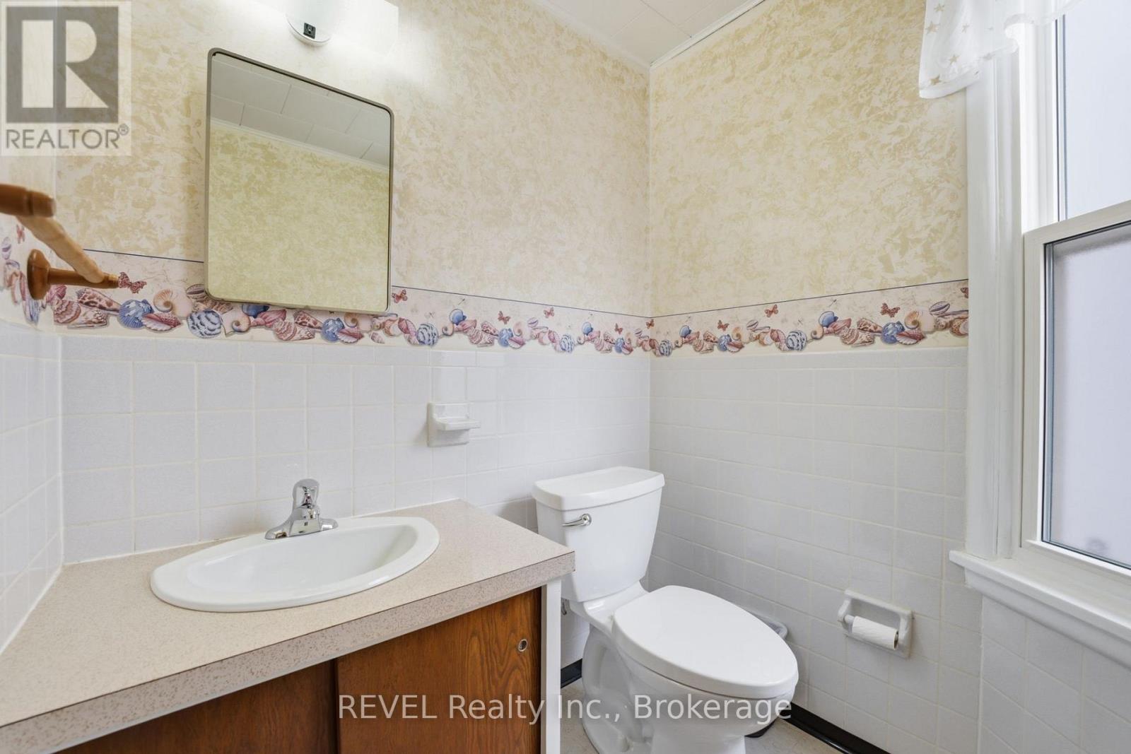 27-29 Jarvis Street, Fort Erie, Ontario  L2A 2S3 - Photo 24 - X12899084