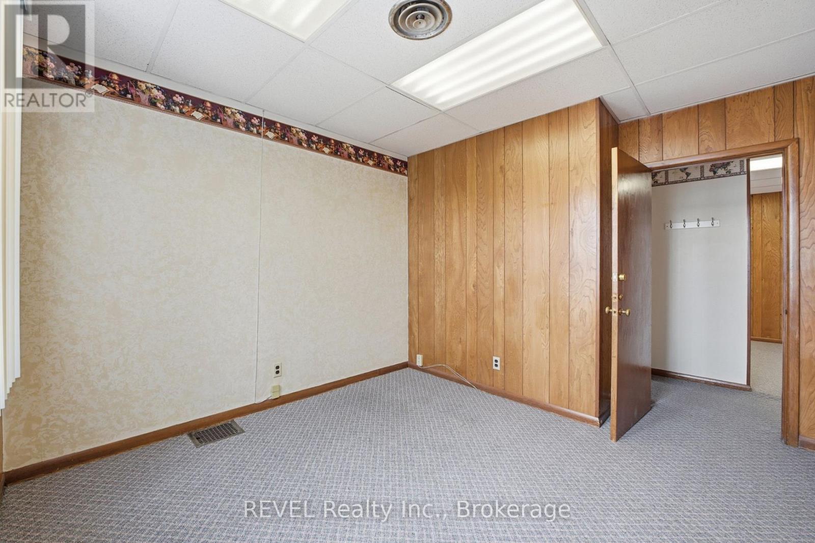 27-29 Jarvis Street, Fort Erie, Ontario  L2A 2S3 - Photo 26 - X12899084