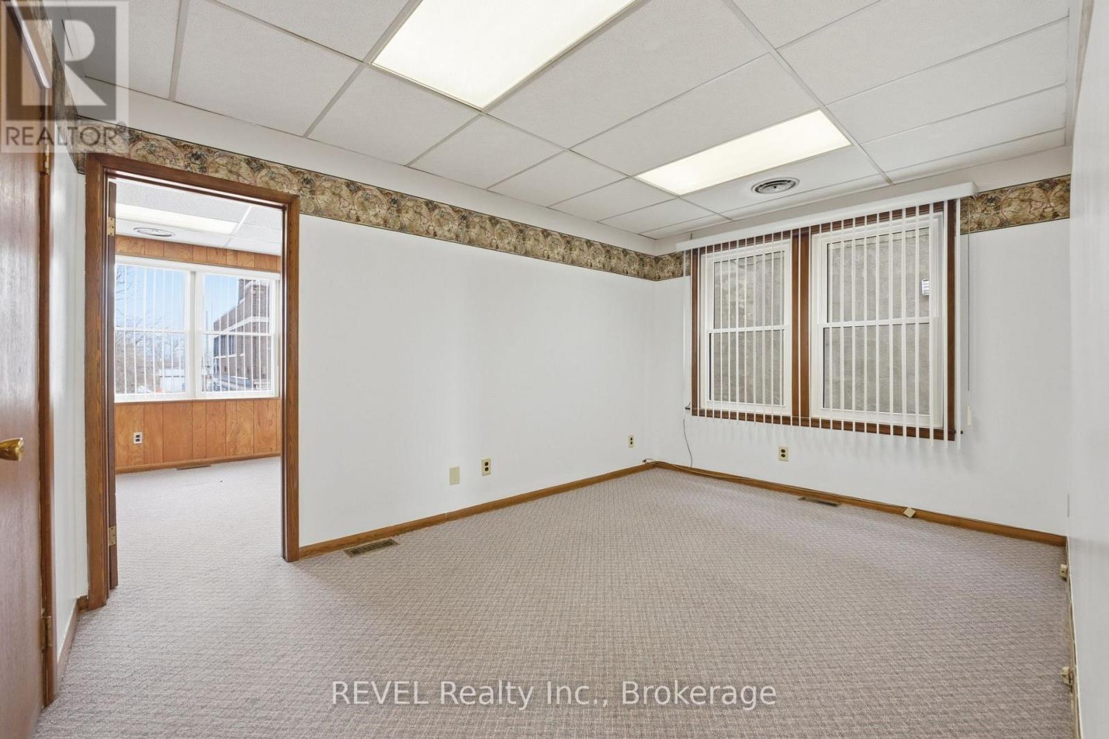 27-29 Jarvis Street, Fort Erie, Ontario  L2A 2S3 - Photo 30 - X12899084