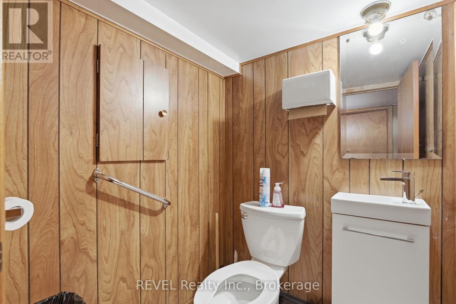 27-29 Jarvis Street, Fort Erie, Ontario  L2A 2S3 - Photo 38 - X12899084