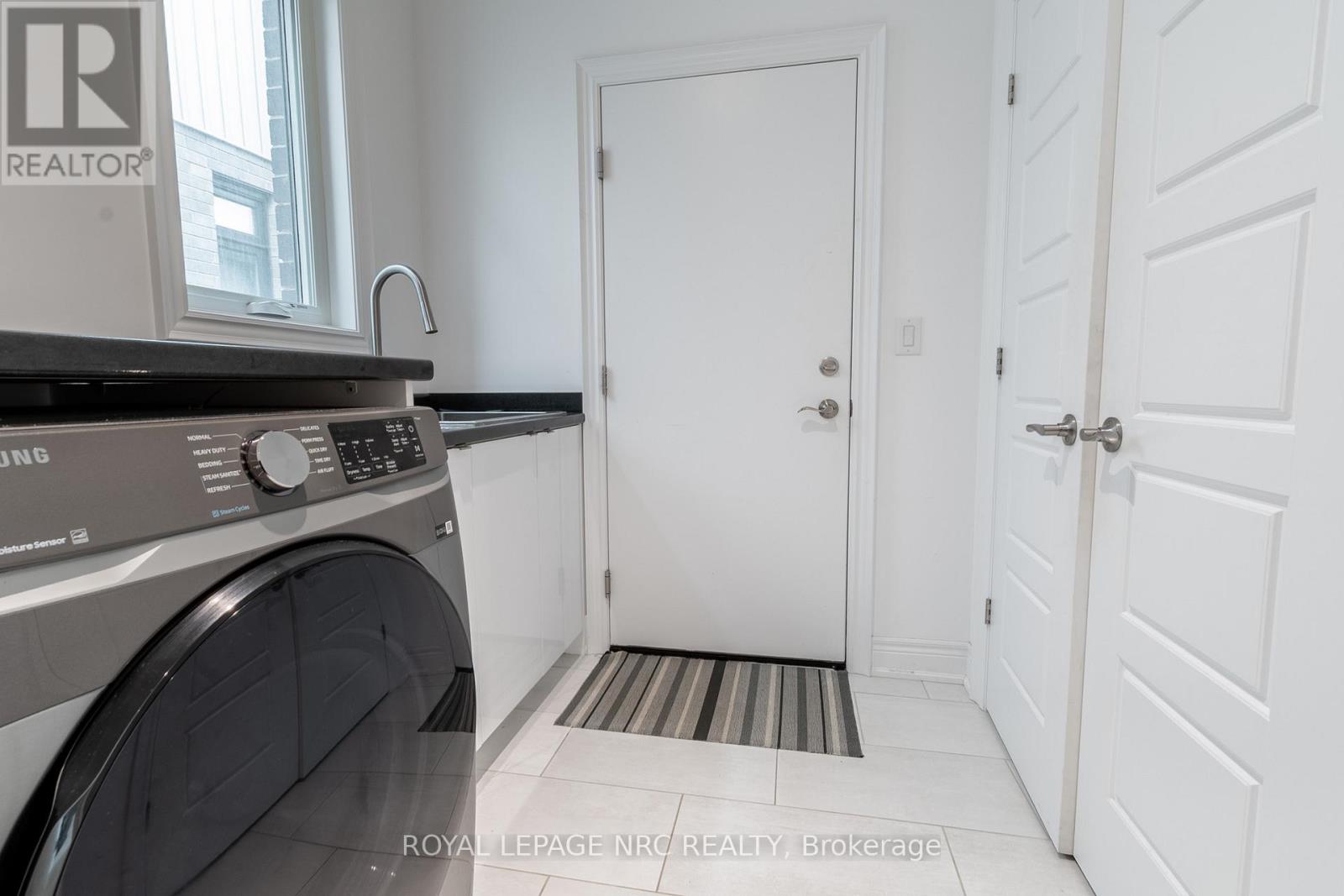 8945 Emily Boulevard, Niagara Falls, Ontario  L2H 3T1 - Photo 24 - X12899094