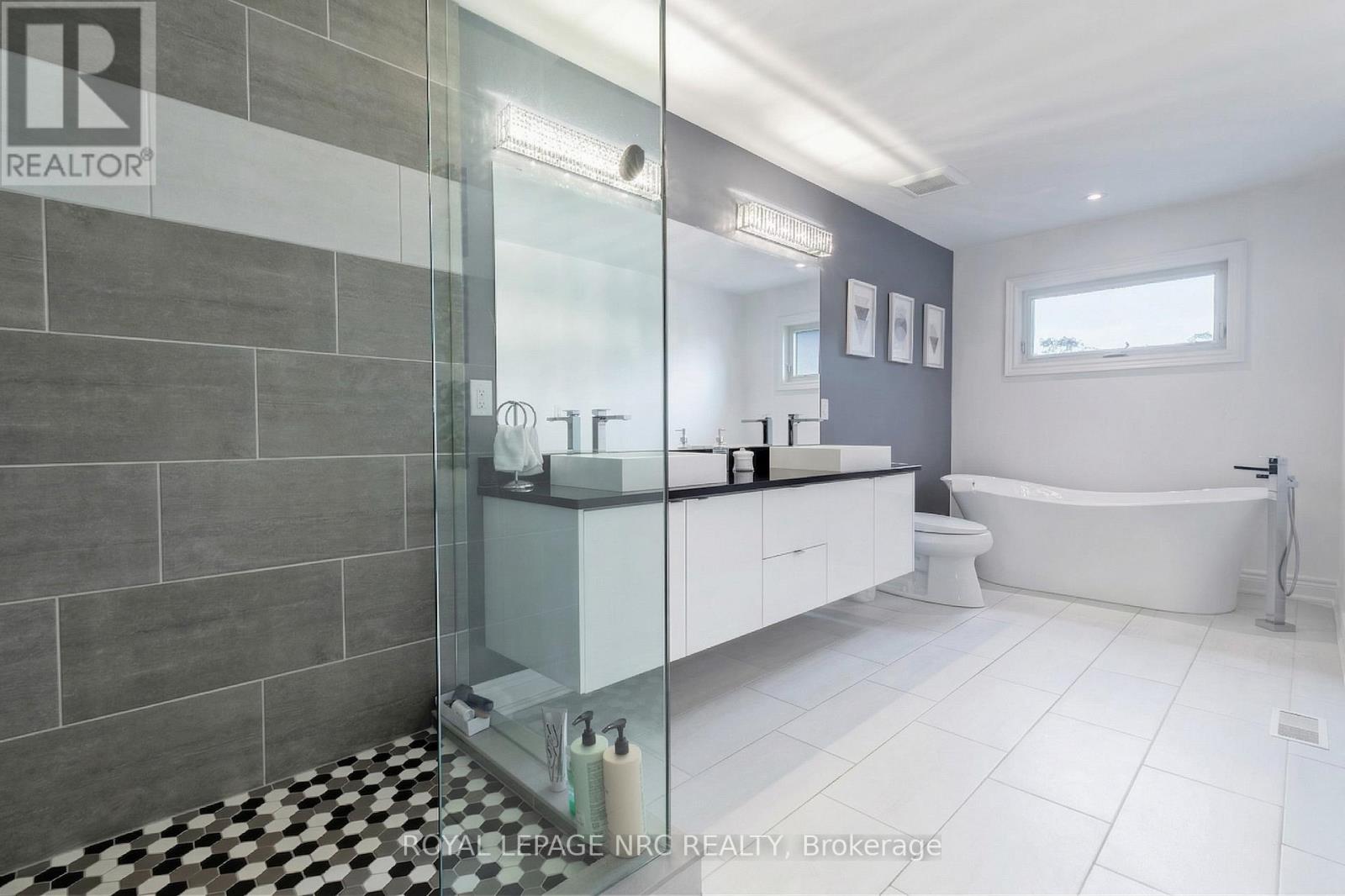 8945 Emily Boulevard, Niagara Falls, Ontario  L2H 3T1 - Photo 31 - X12899094