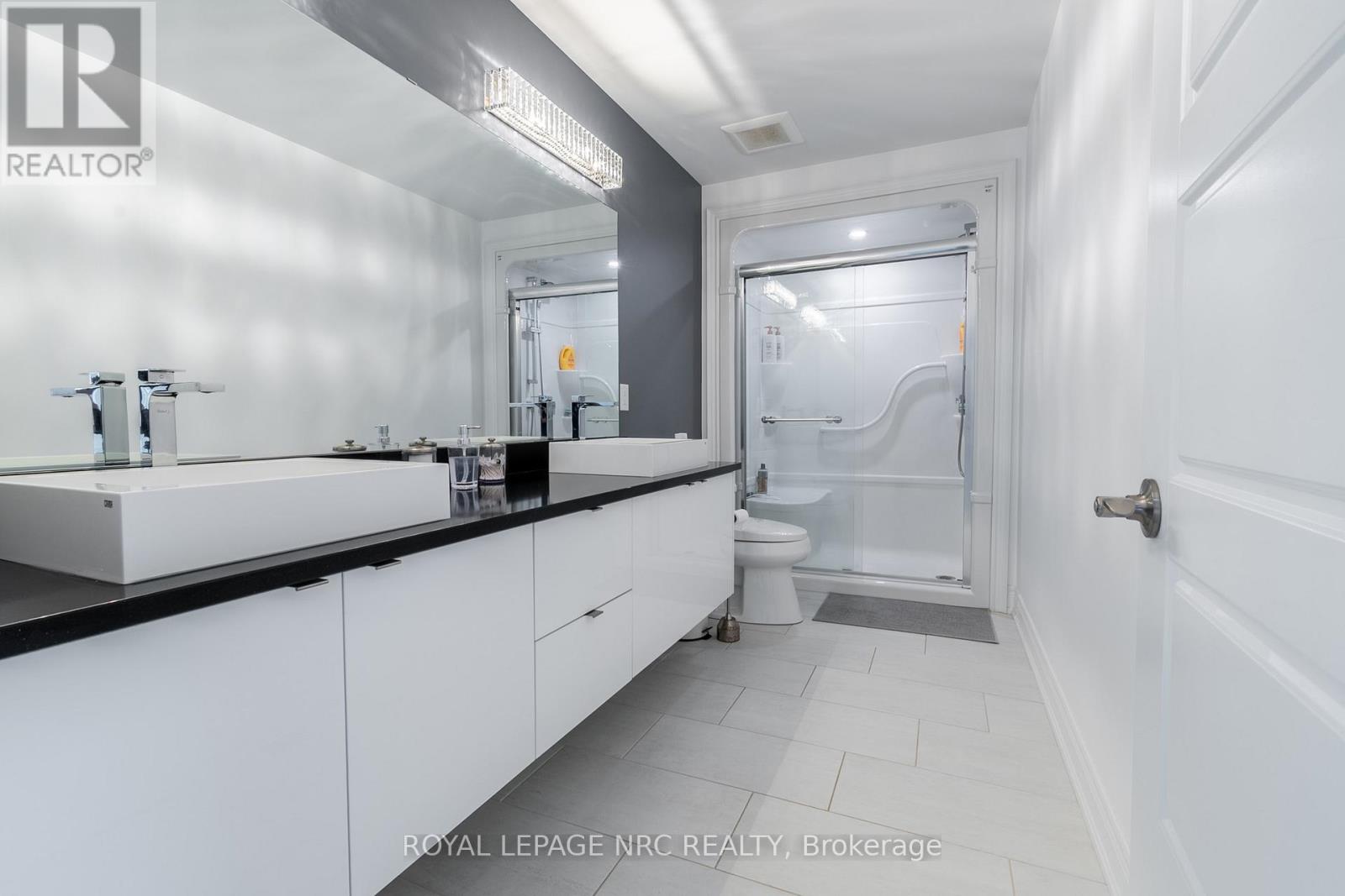 8945 Emily Boulevard, Niagara Falls, Ontario  L2H 3T1 - Photo 36 - X12899094