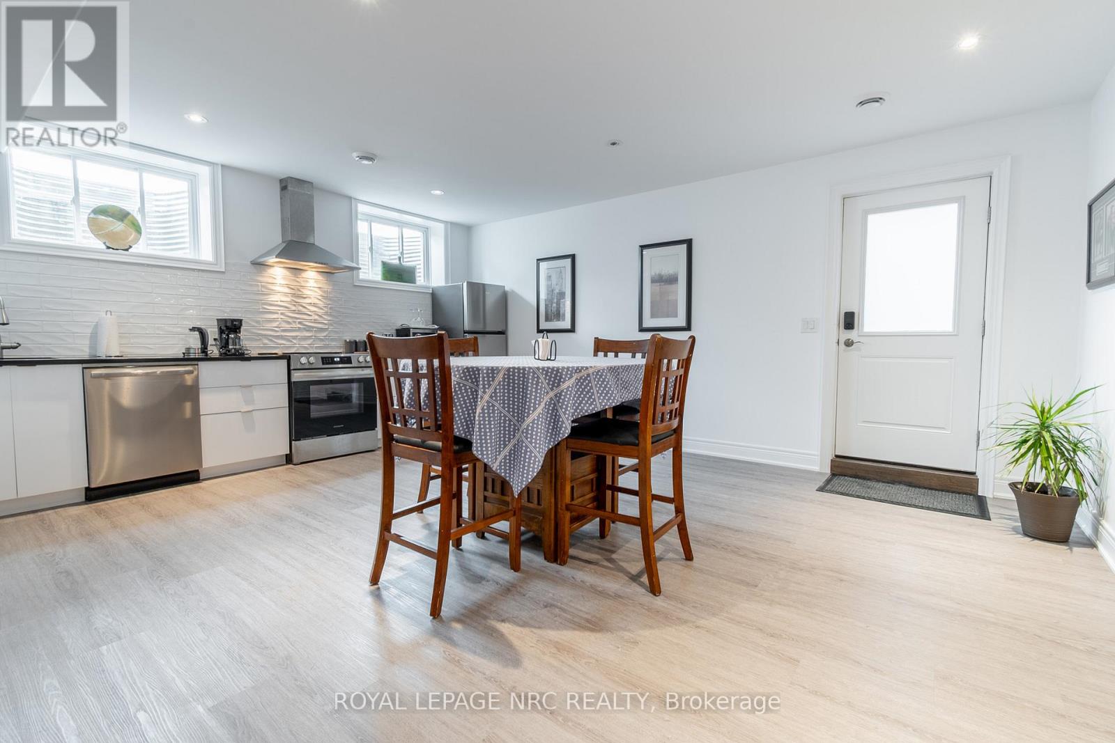 8945 Emily Boulevard, Niagara Falls, Ontario  L2H 3T1 - Photo 40 - X12899094