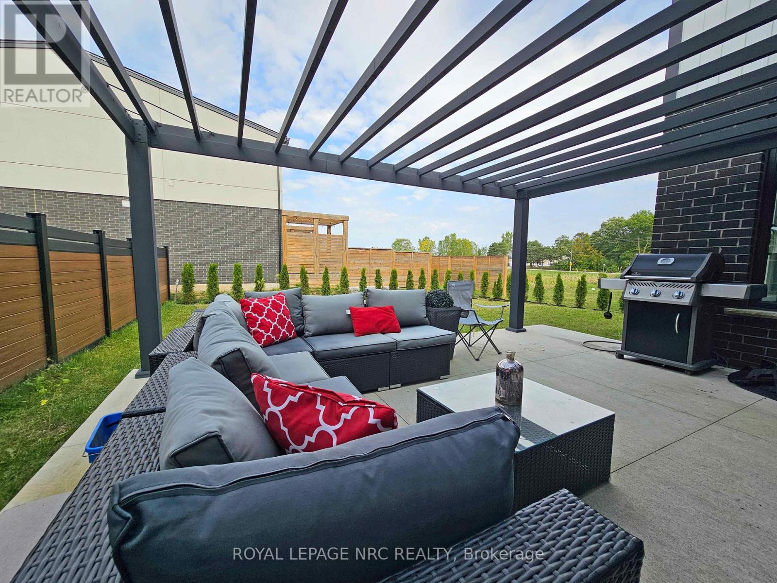 8945 Emily Boulevard, Niagara Falls, Ontario  L2H 3T1 - Photo 7 - X12899094