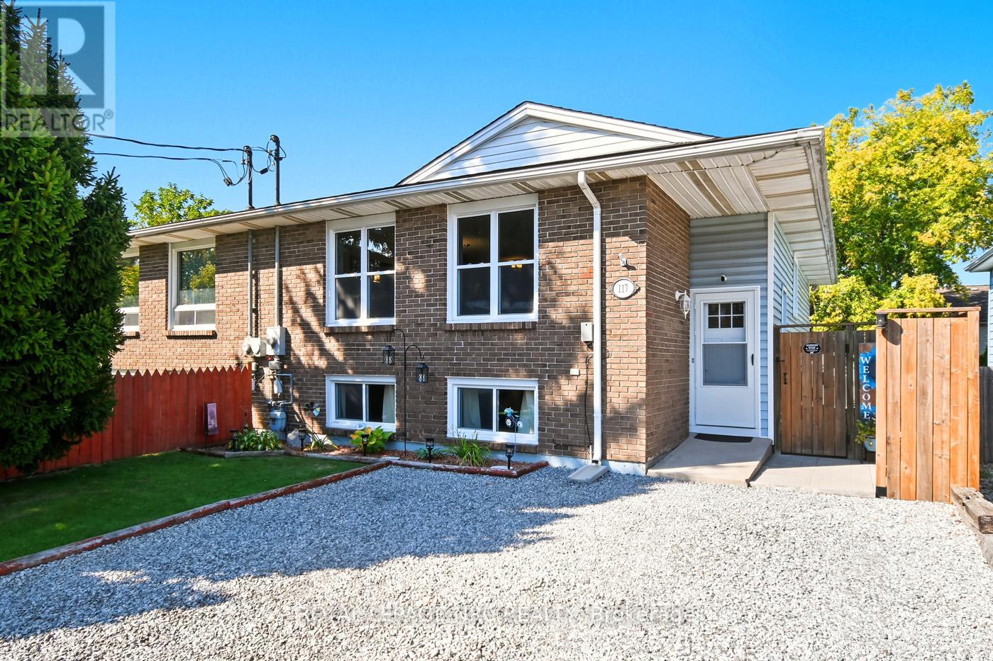 117 BARTLETT STREET, Thorold, Ontario