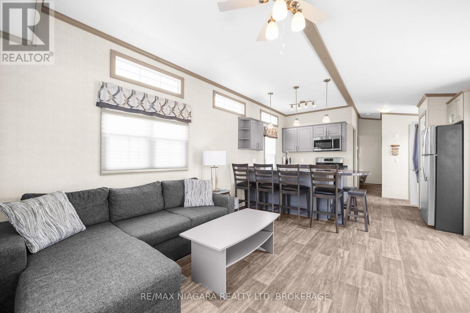 210 - 1501 Line 8 Road, Niagara-On-The-Lake, Ontario  L0S 1L0 - Photo 10 - X12899966