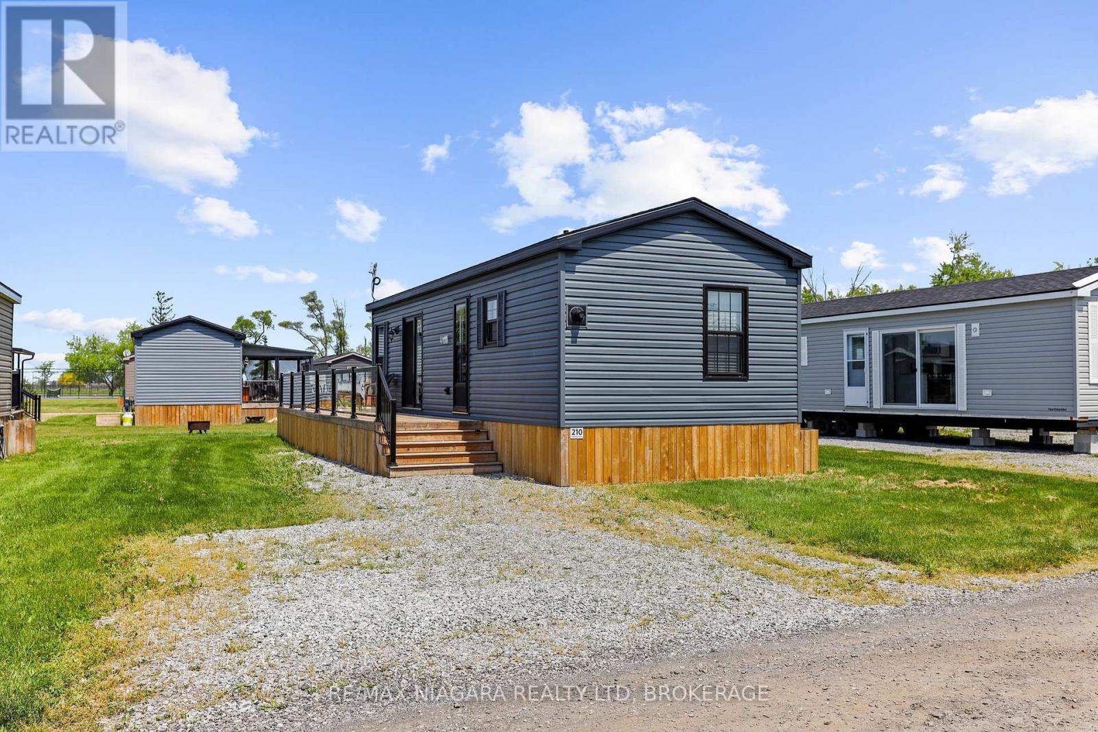 210 - 1501 Line 8 Road, Niagara-On-The-Lake, Ontario  L0S 1L0 - Photo 3 - X12899966
