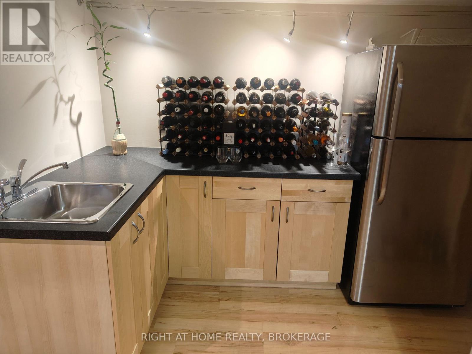 22 Ursula Avenue, St. Catharines, Ontario  L2T 1T1 - Photo 42 - X12900726