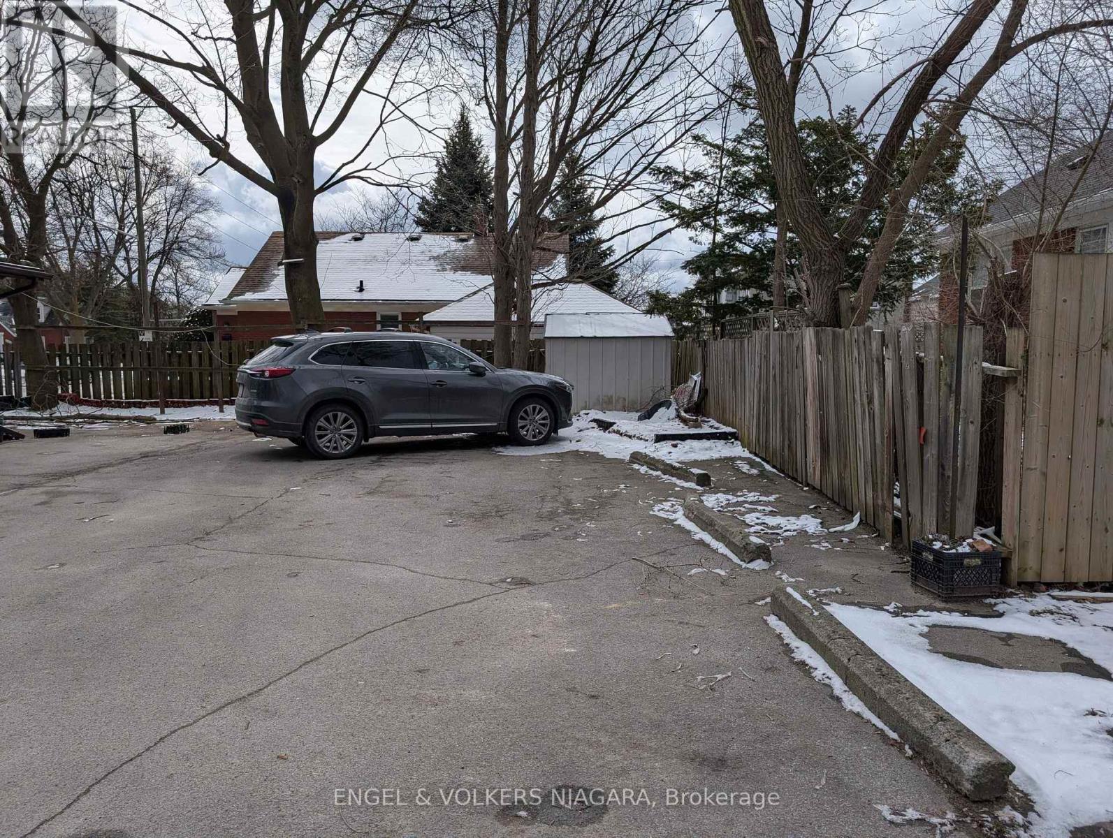 6218 Culp Street, Niagara Falls, Ontario  L2G 2C1 - Photo 22 - X12903532