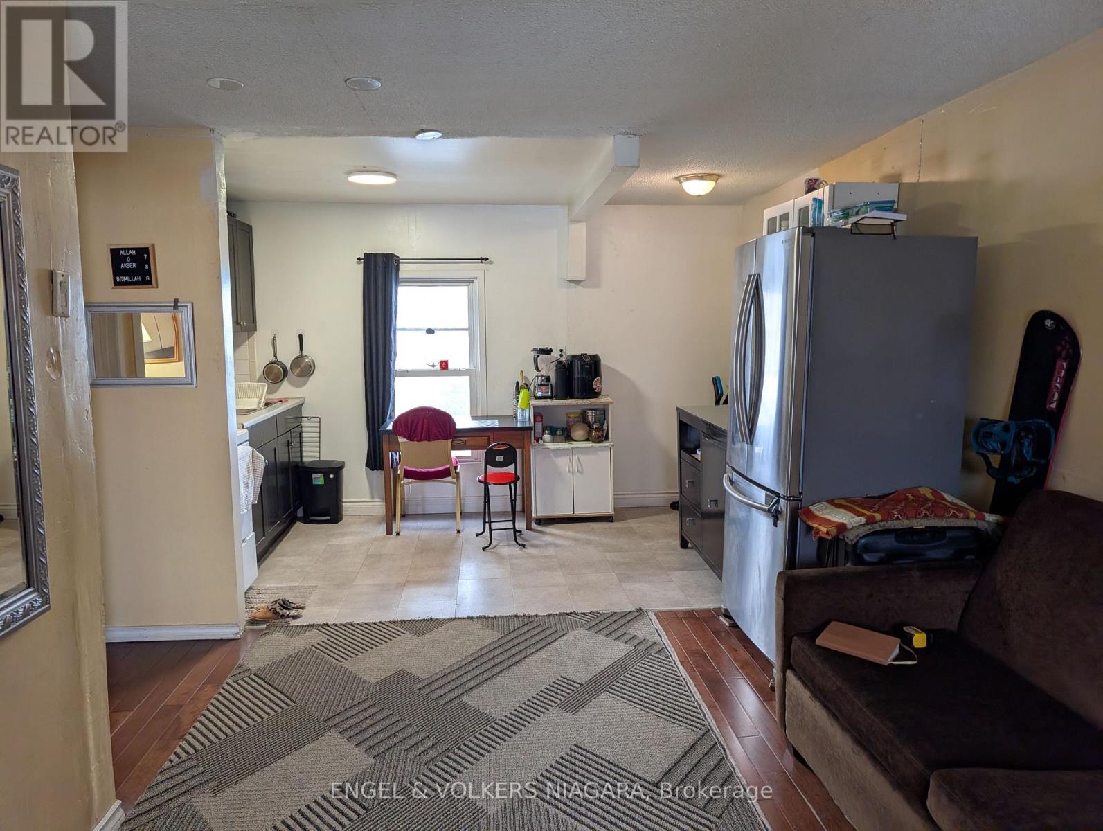 6218 Culp Street, Niagara Falls, Ontario  L2G 2C1 - Photo 8 - X12903532