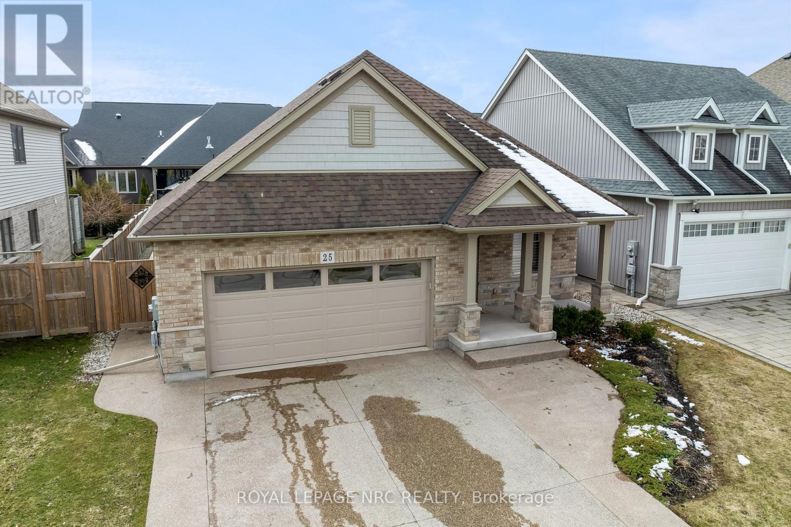 25 Mcfarland Street, Thorold, Ontario  L2V 0E2 - Photo 4 - X12904150