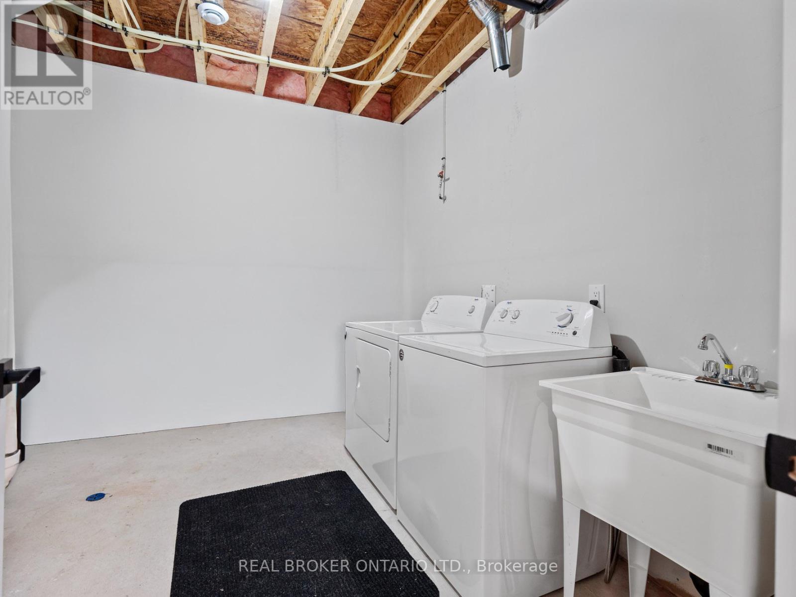 230 Knoll Street, Port Colborne, Ontario  L3K 5B6 - Photo 39 - X12904812