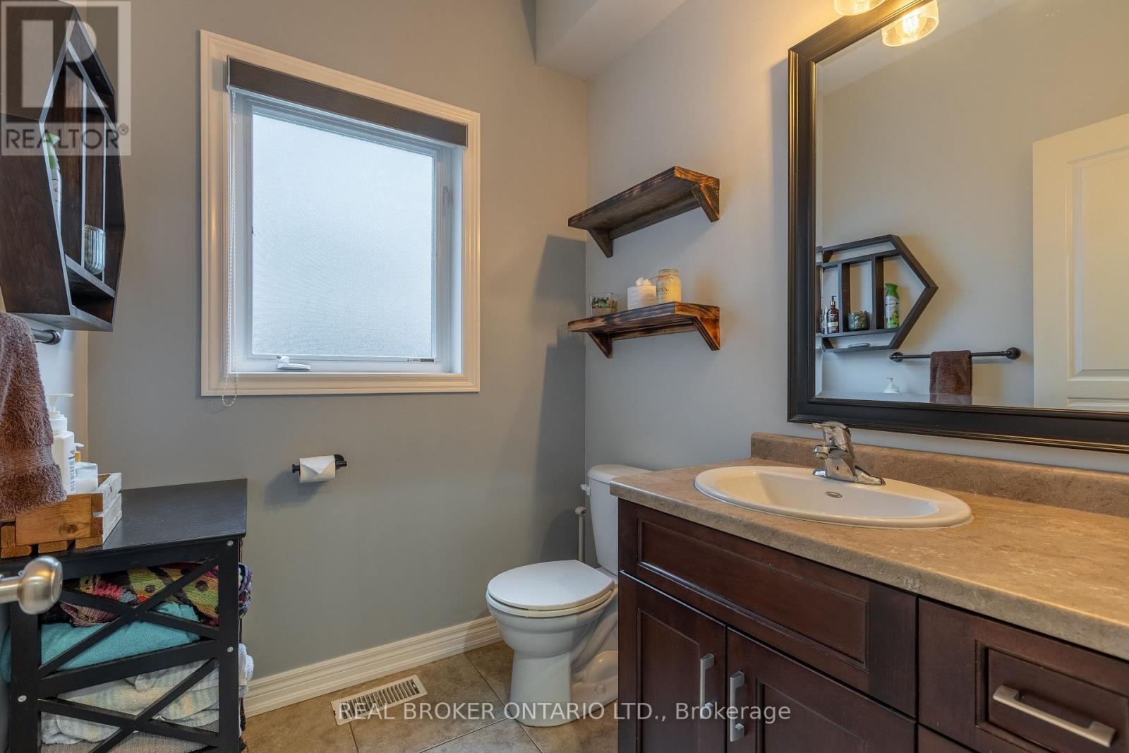 50 Gaiser Road, Welland, Ontario  L3C 0B5 - Photo 18 - X12905332