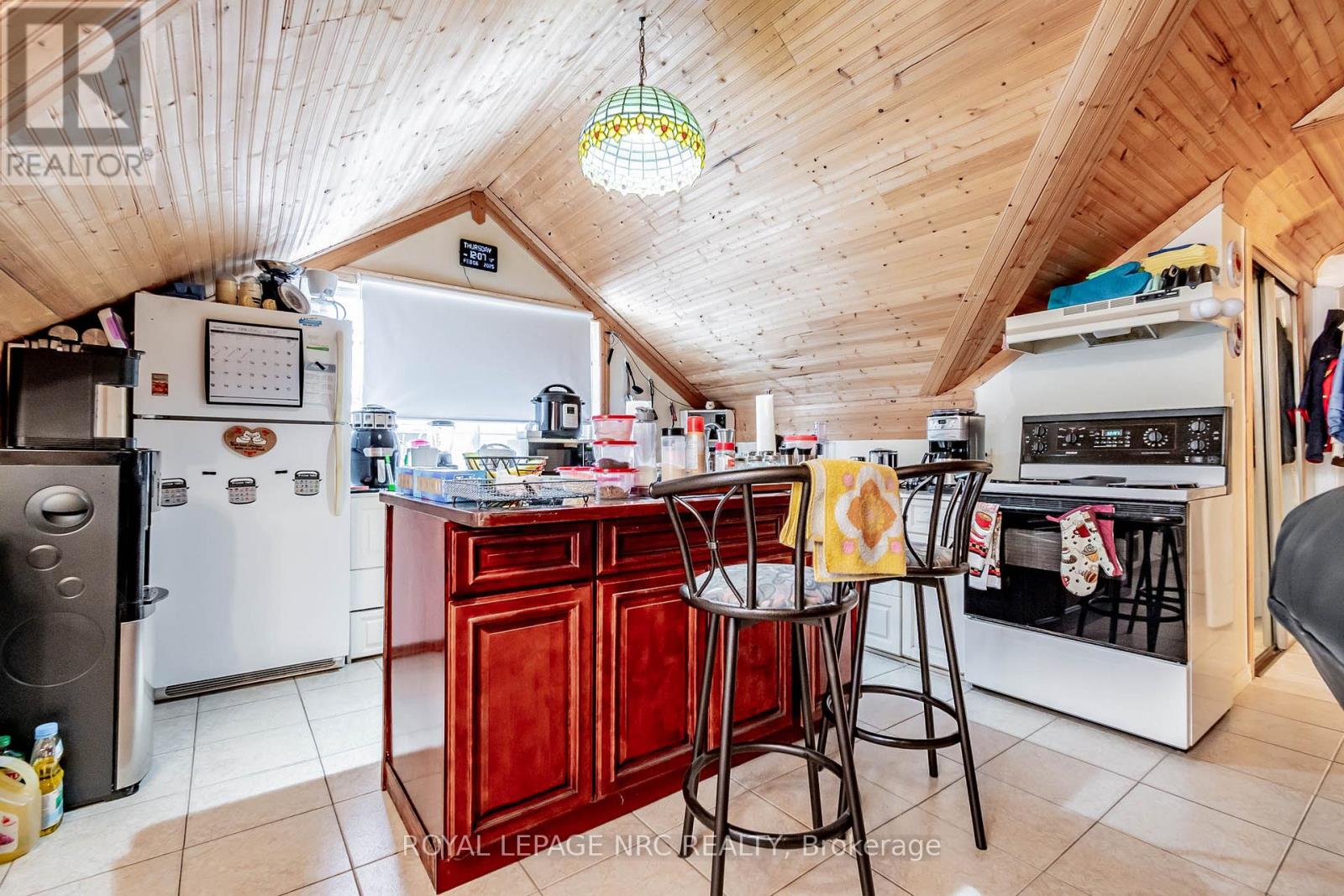 6490 Thorold Stone Road, Niagara Falls, Ontario  L2J 1B3 - Photo 12 - X12905382