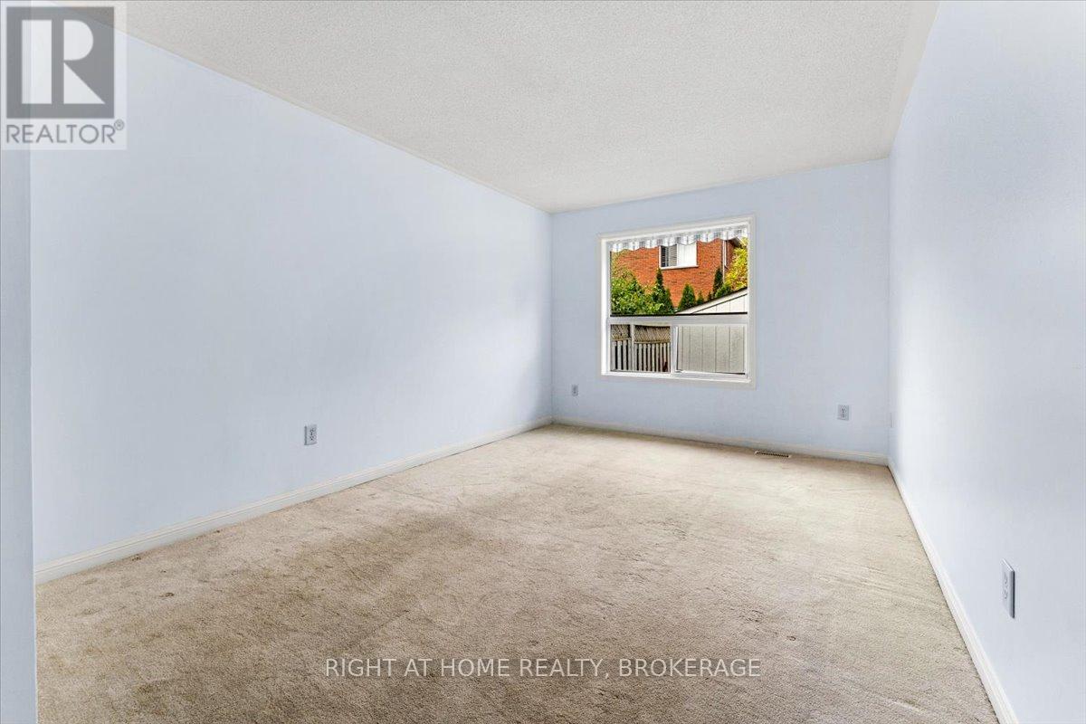 33 Atwood Avenue, Halton Hills, Ontario  L7G 5Z9 - Photo 15 - W12907464