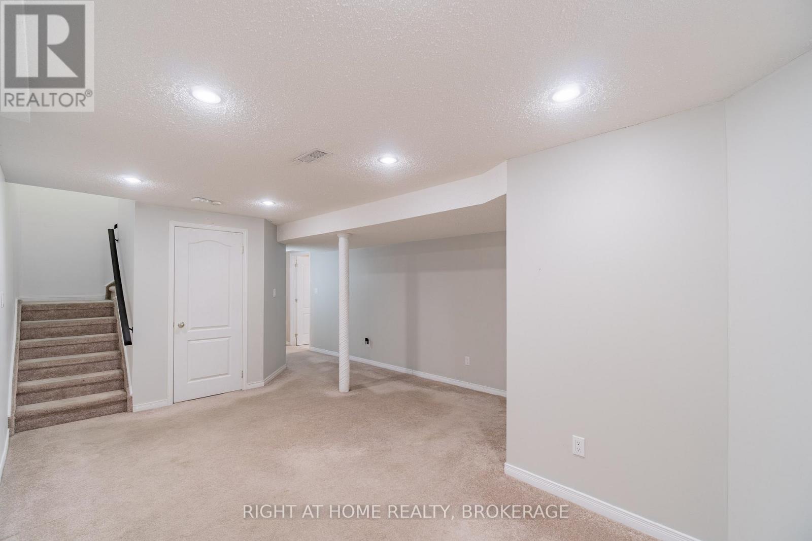 33 Atwood Avenue, Halton Hills, Ontario  L7G 5Z9 - Photo 23 - W12907464