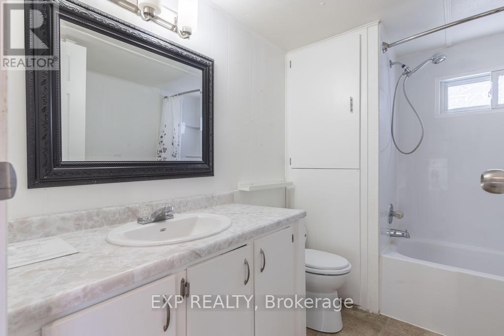 206 - 241 St. Paul Street W, St. Catharines, Ontario  L2S 2E5 - Photo 11 - X12908256