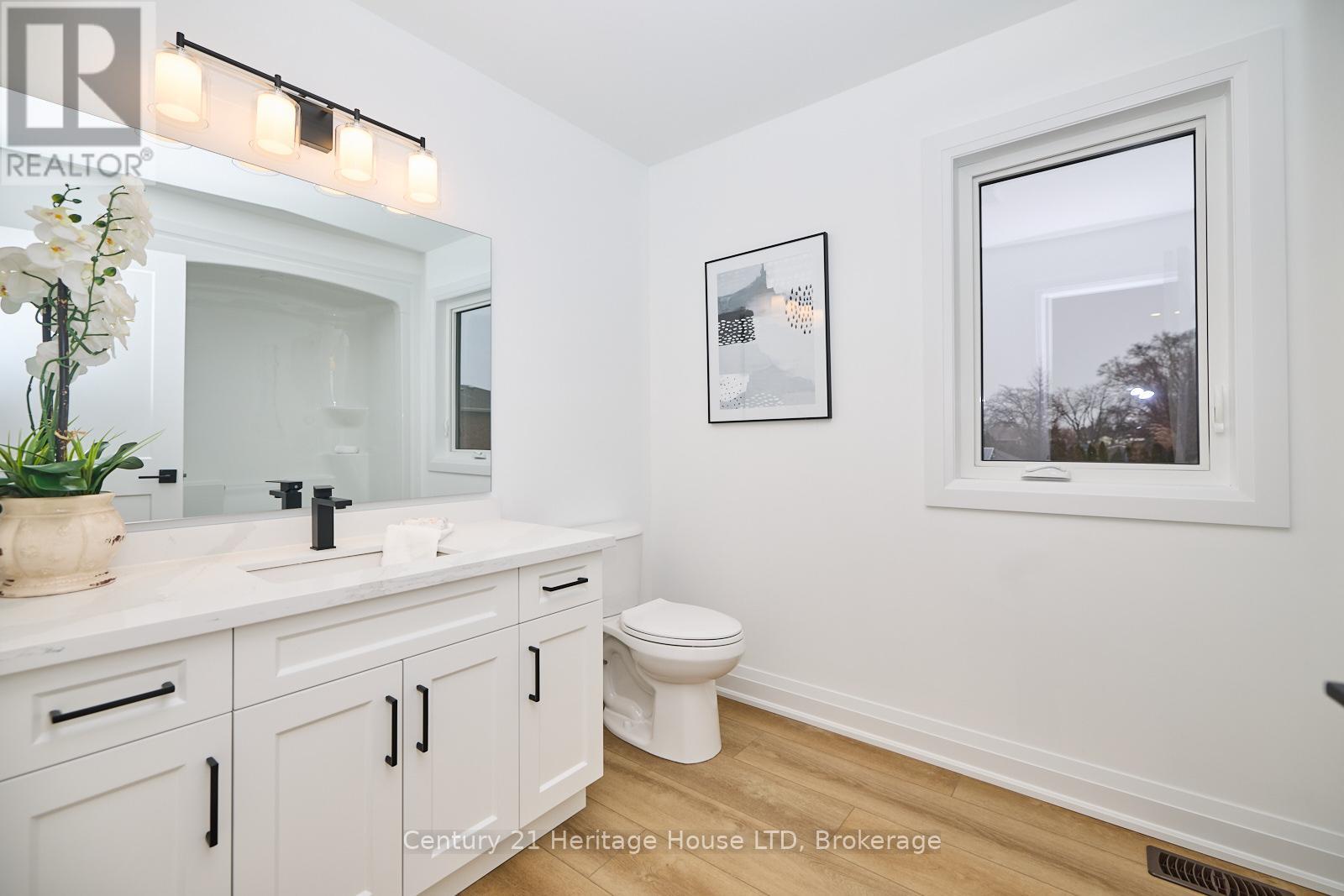 4 Meteor Street, St. Catharines, Ontario  L2S 2T1 - Photo 27 - X12909396