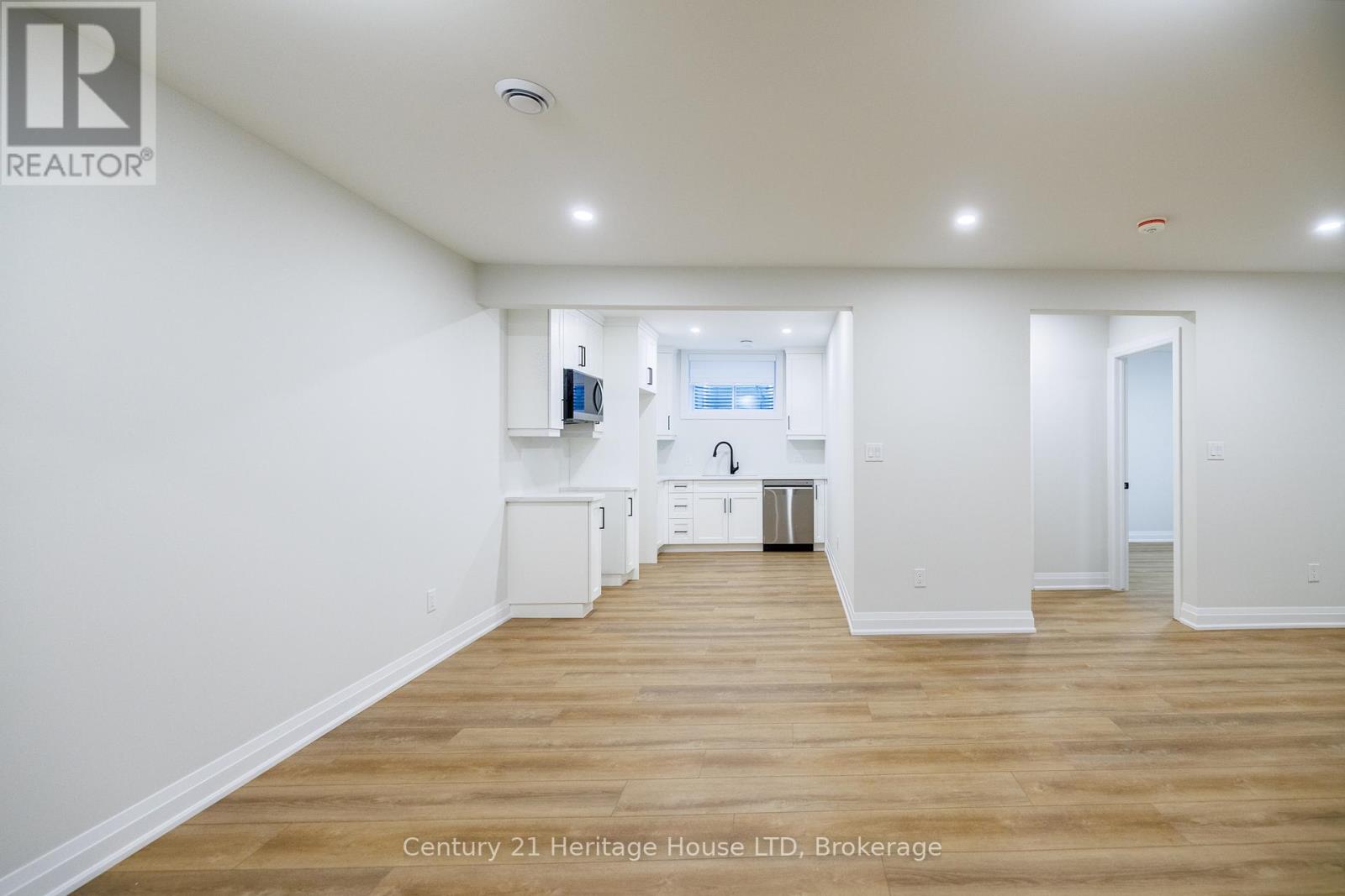 4 Meteor Street, St. Catharines, Ontario  L2S 2T1 - Photo 32 - X12909396