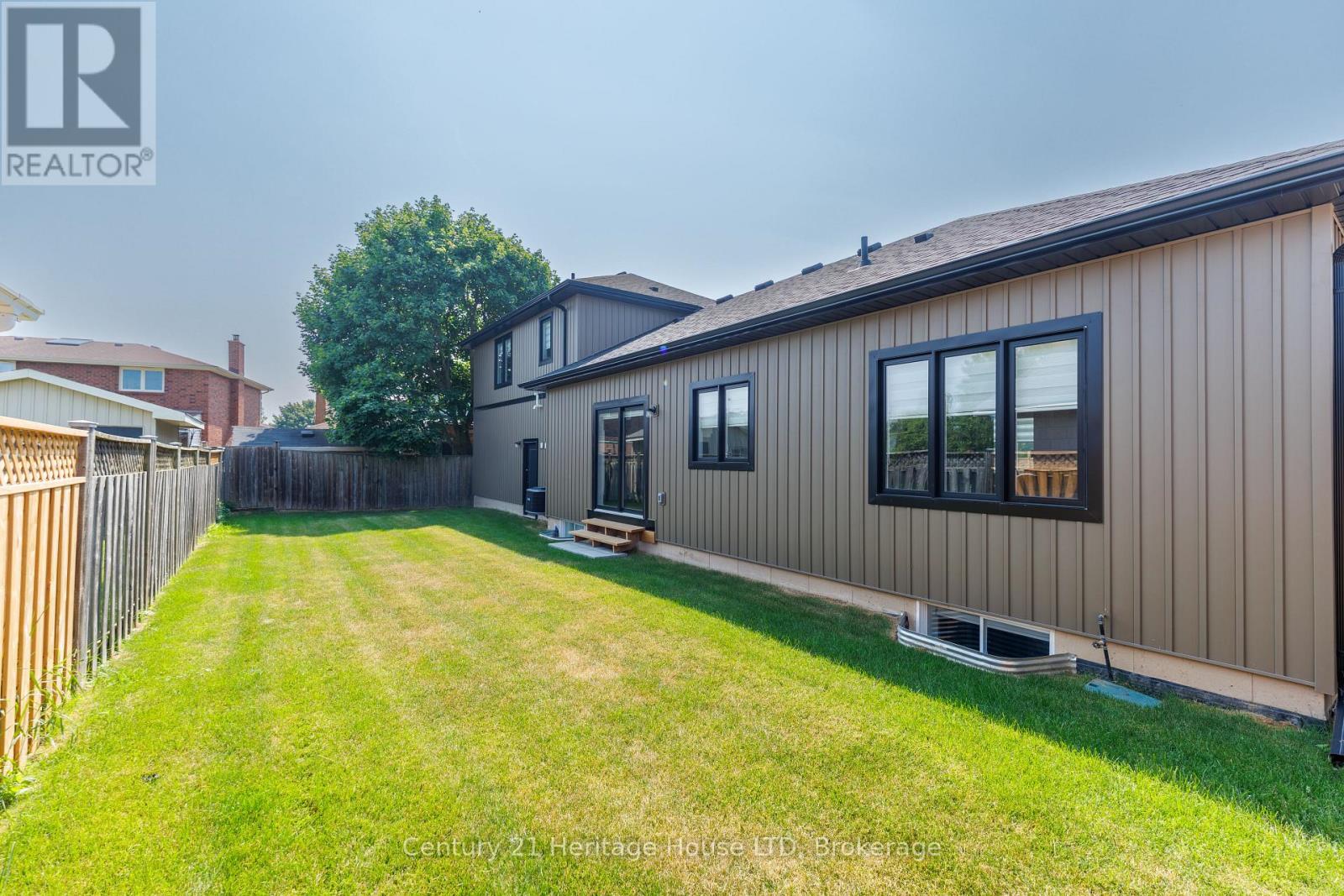 4 Meteor Street, St. Catharines, Ontario  L2S 2T1 - Photo 46 - X12909396