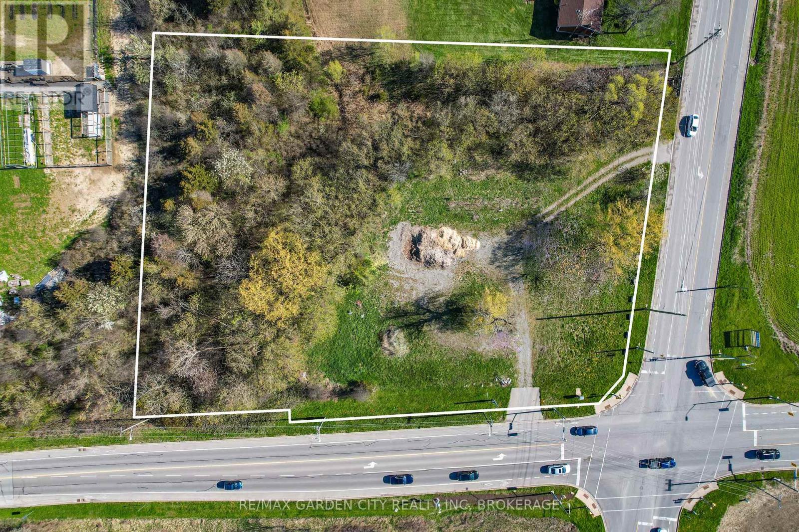 381 ST. PAUL STREET W, St. Catharines, Ontario
