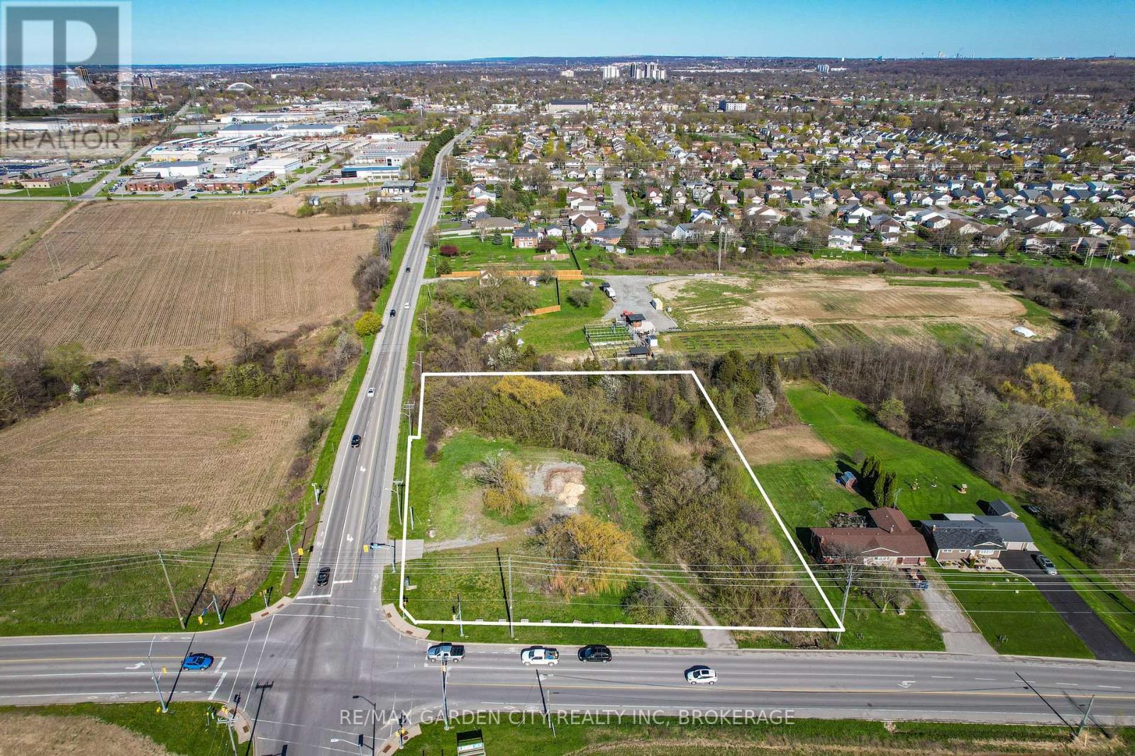 381 St. Paul Street W, St. Catharines, Ontario  L2R 3N1 - Photo 11 - X12910520