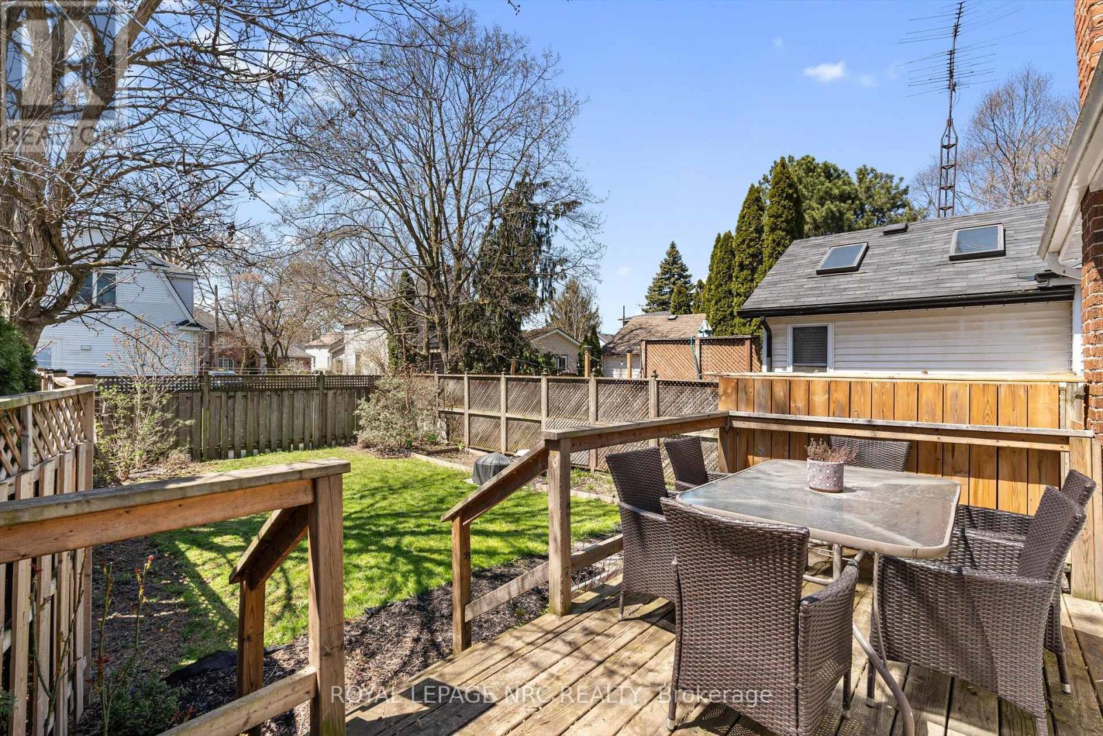 37 Lock Street, St. Catharines, Ontario  L2N 5B8 - Photo 28 - X12910594