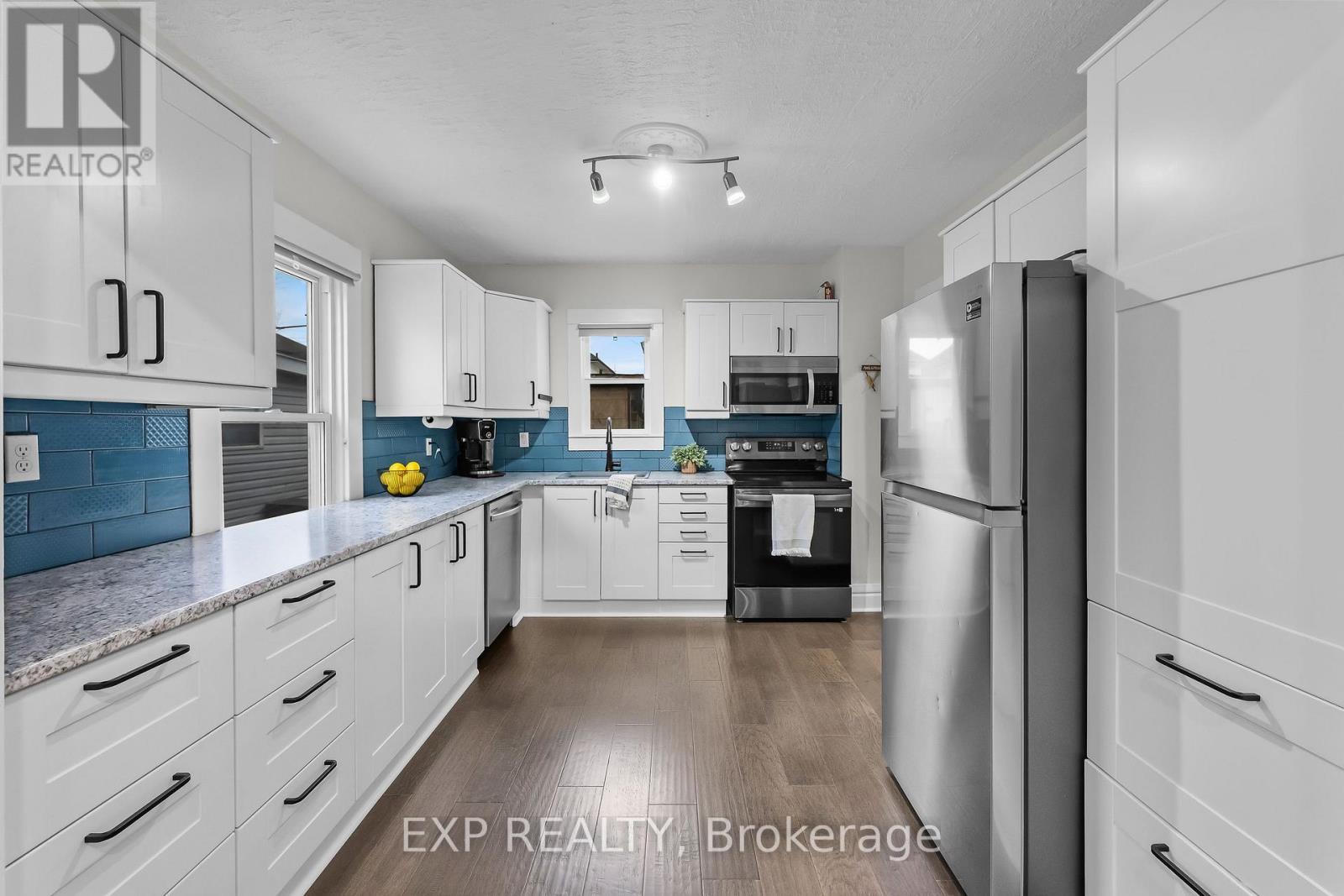 33 Richmond Avenue, St. Catharines, Ontario  L2R 3W6 - Photo 10 - X12910974