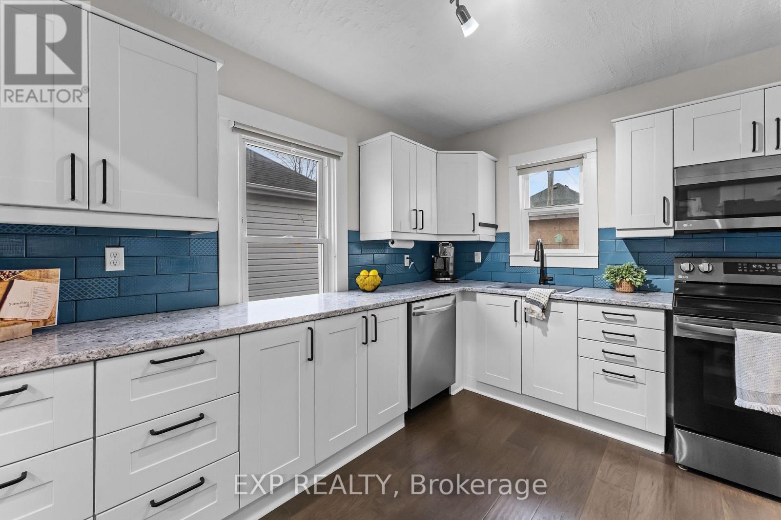 33 Richmond Avenue, St. Catharines, Ontario  L2R 3W6 - Photo 12 - X12910974