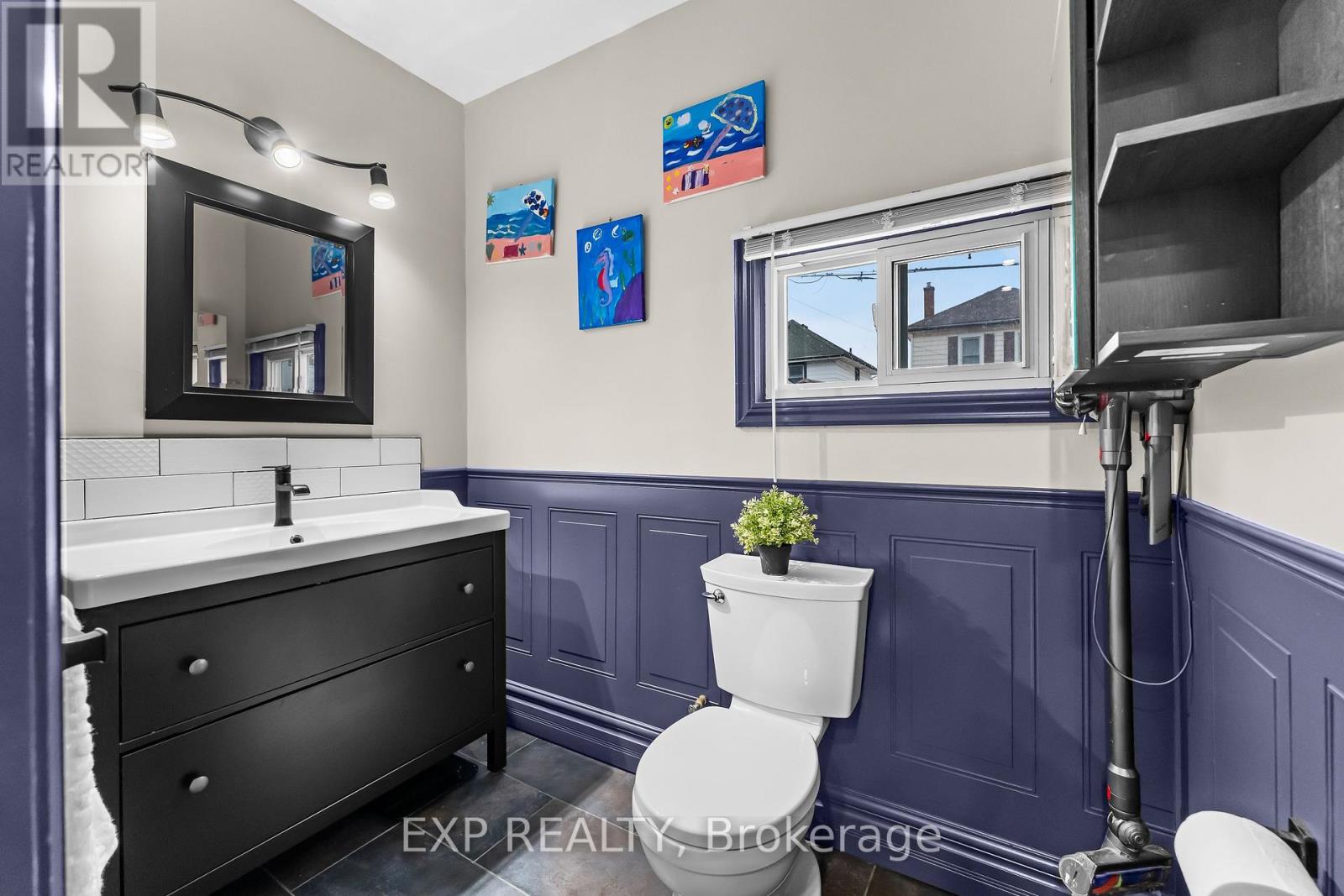 33 Richmond Avenue, St. Catharines, Ontario  L2R 3W6 - Photo 18 - X12910974