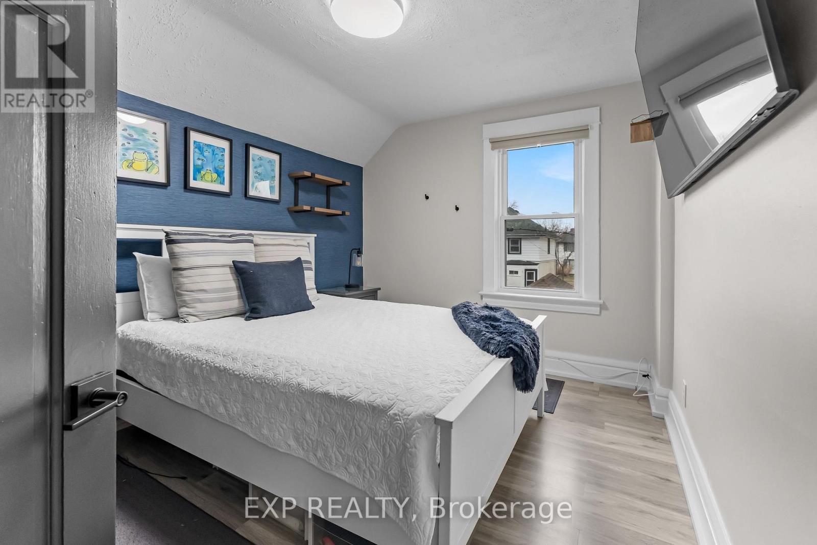 33 Richmond Avenue, St. Catharines, Ontario  L2R 3W6 - Photo 23 - X12910974